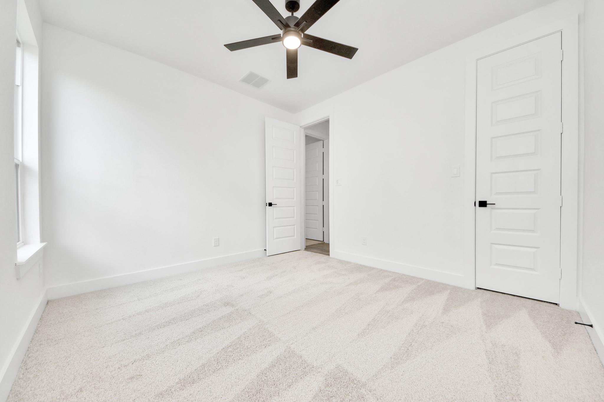6207 Vista View Lane