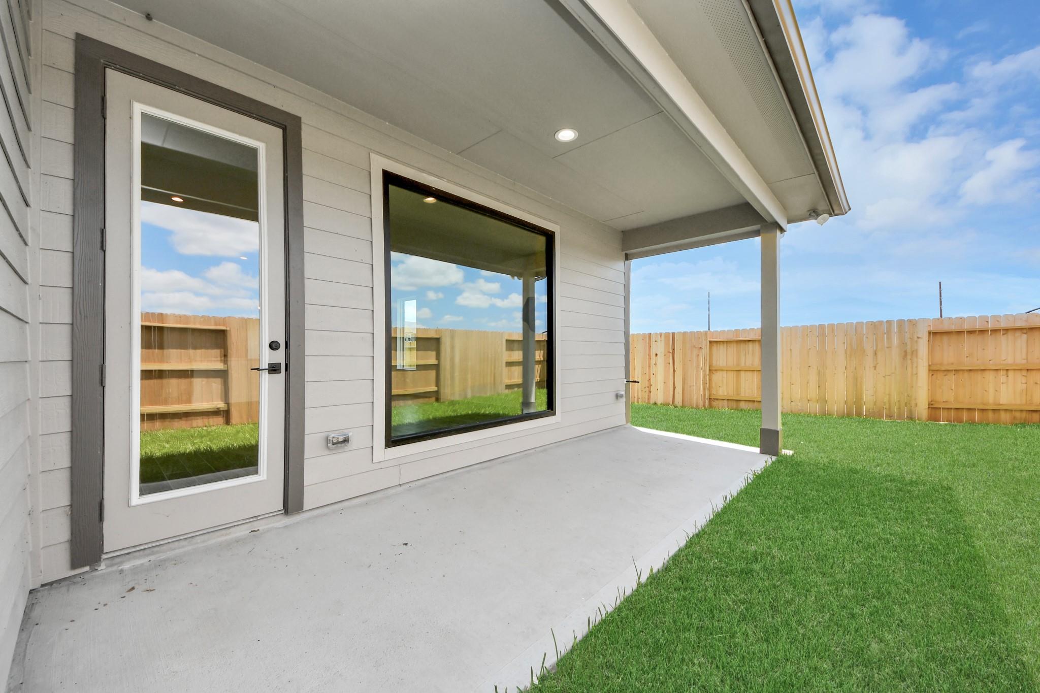 6207 Vista View Lane