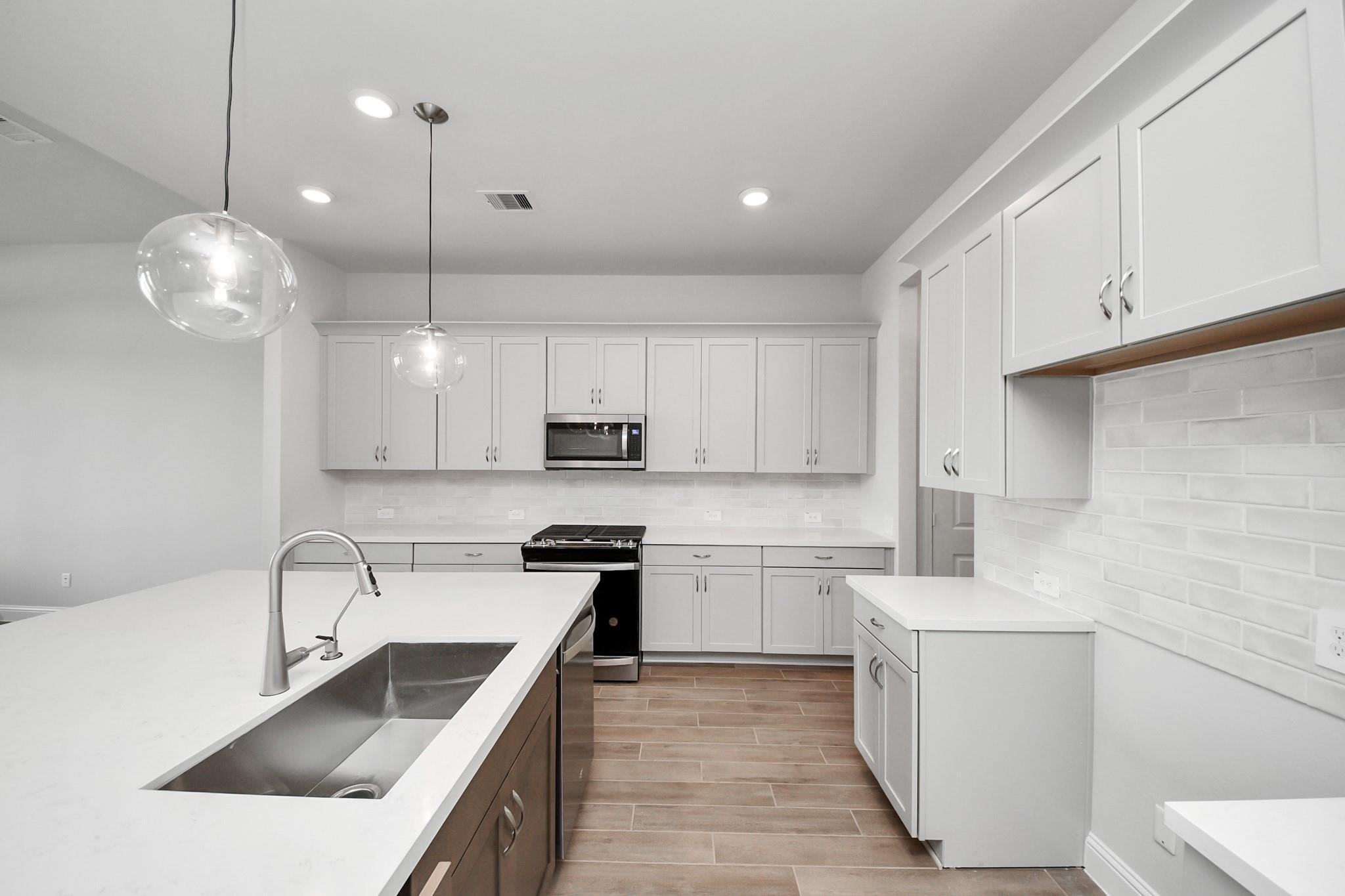 21730 Swift Flier Lane