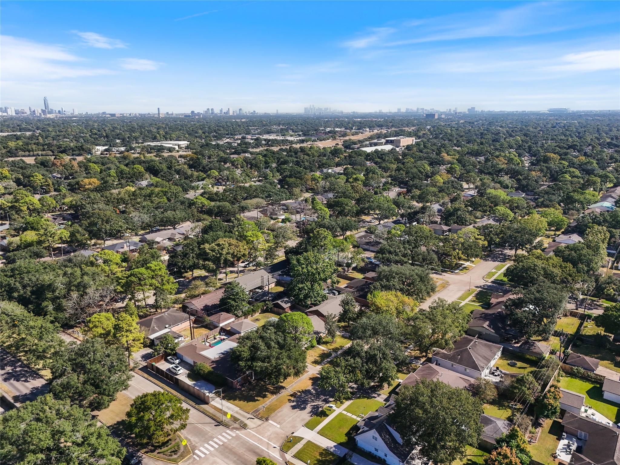 5830 Yarwell Drive, Houston