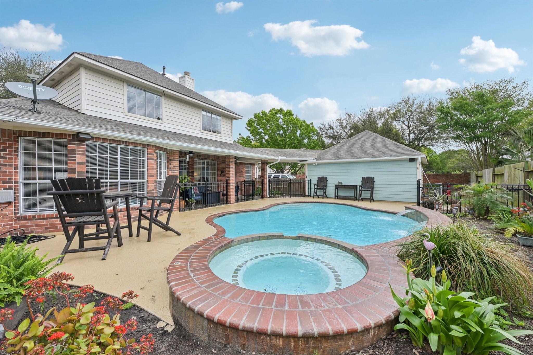 2202 Castle Bay Drive