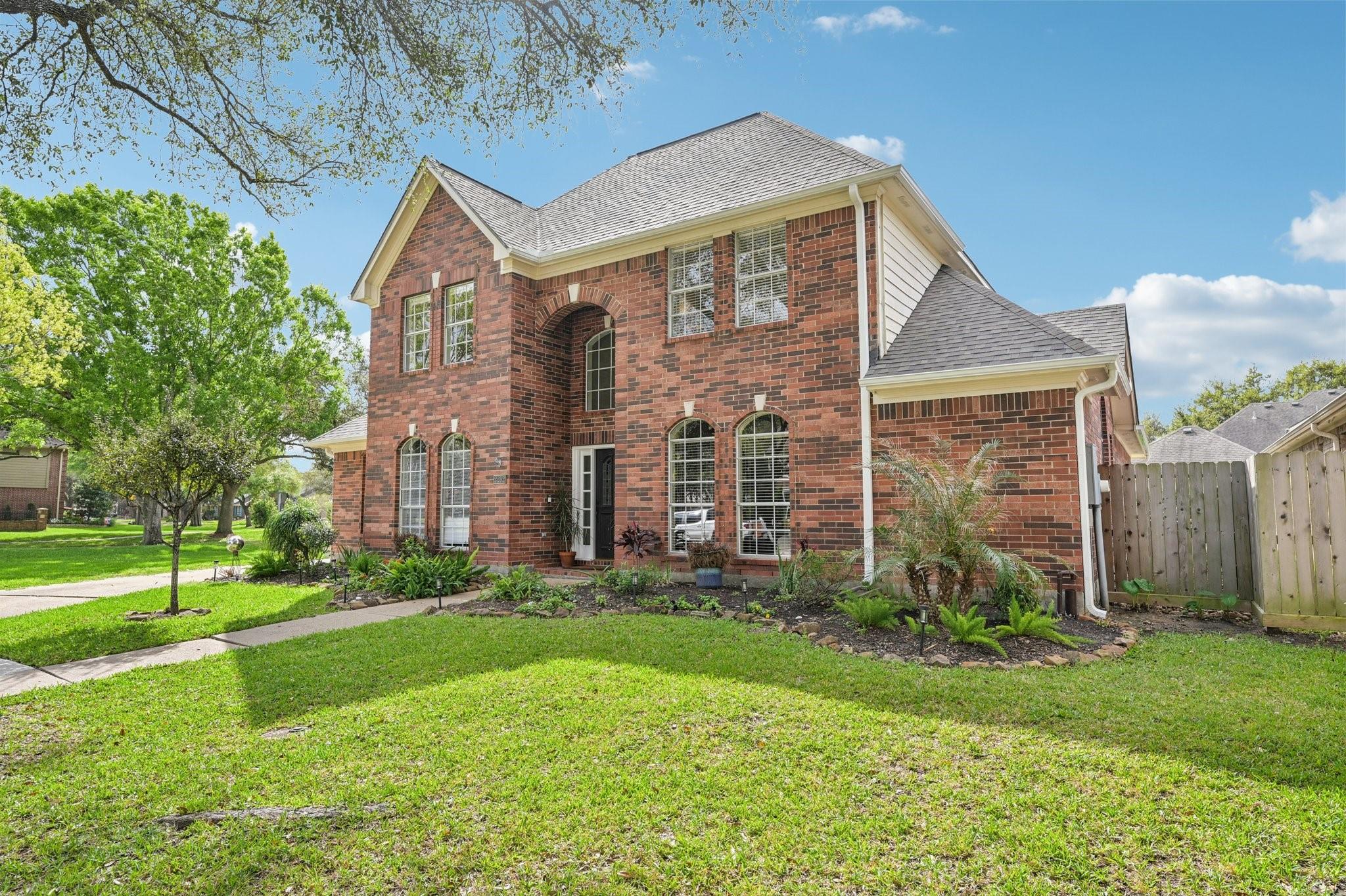 2202 Castle Bay Drive