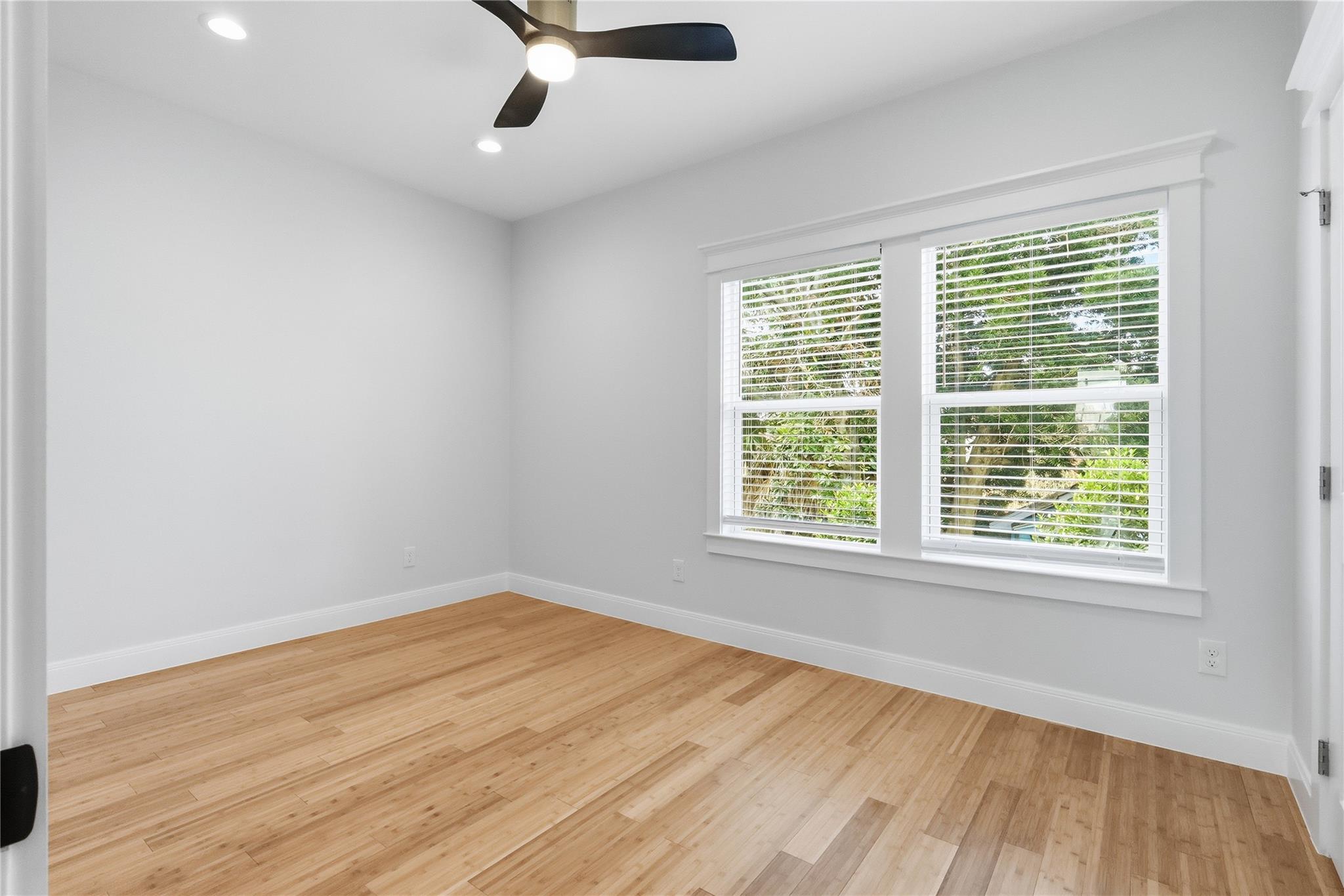 1207 32nd Street
