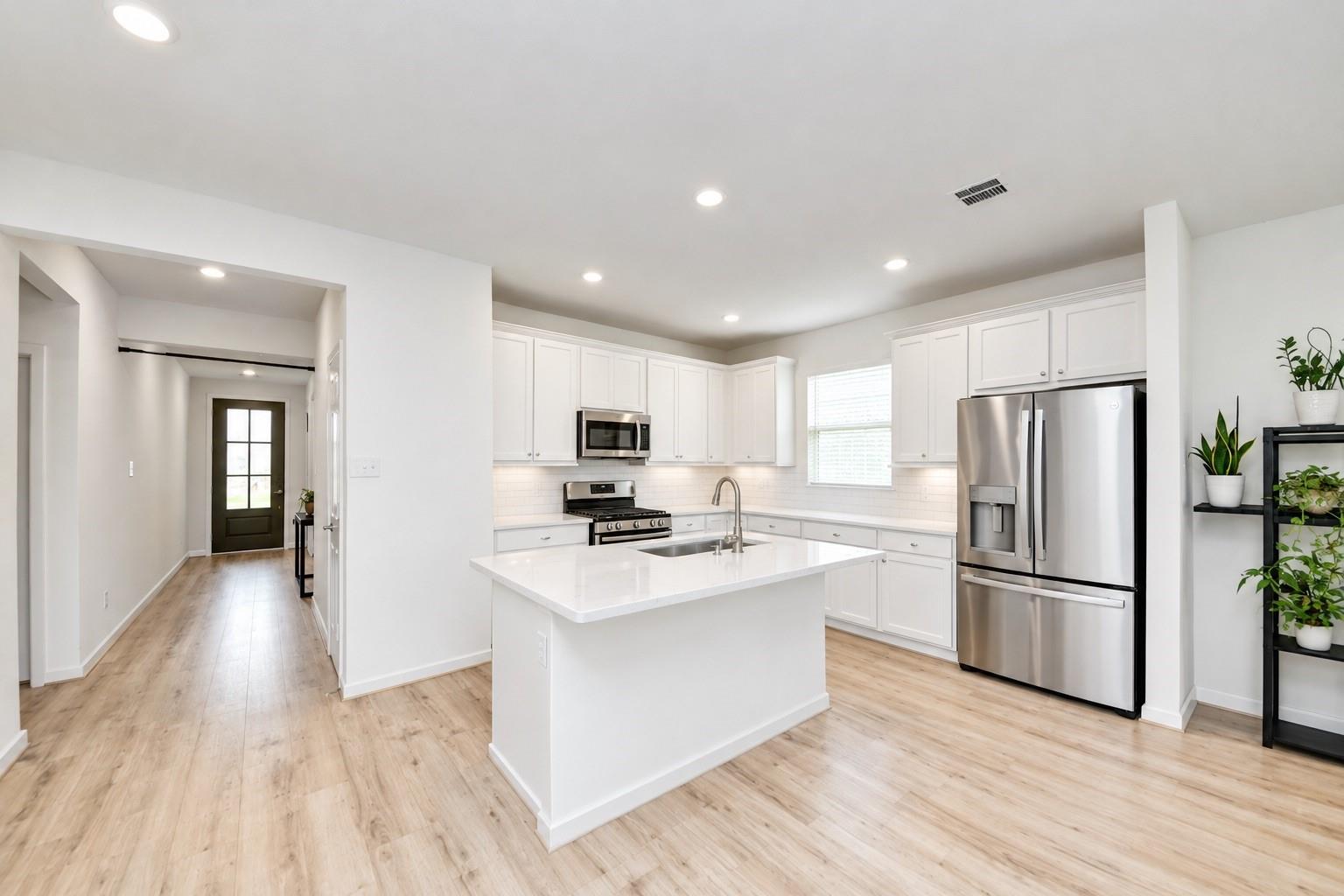 21827 Redwood Bluff Trail