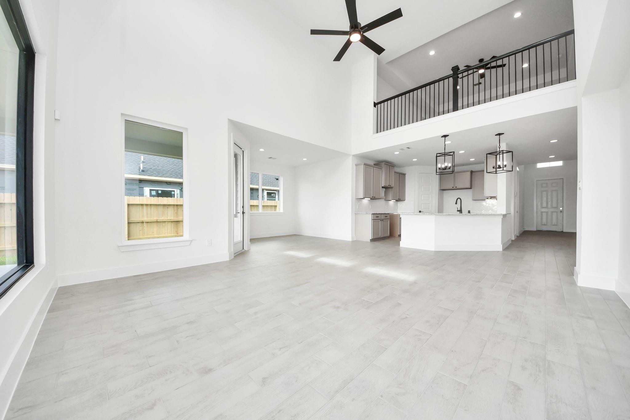 5902 Fox Peak Lane