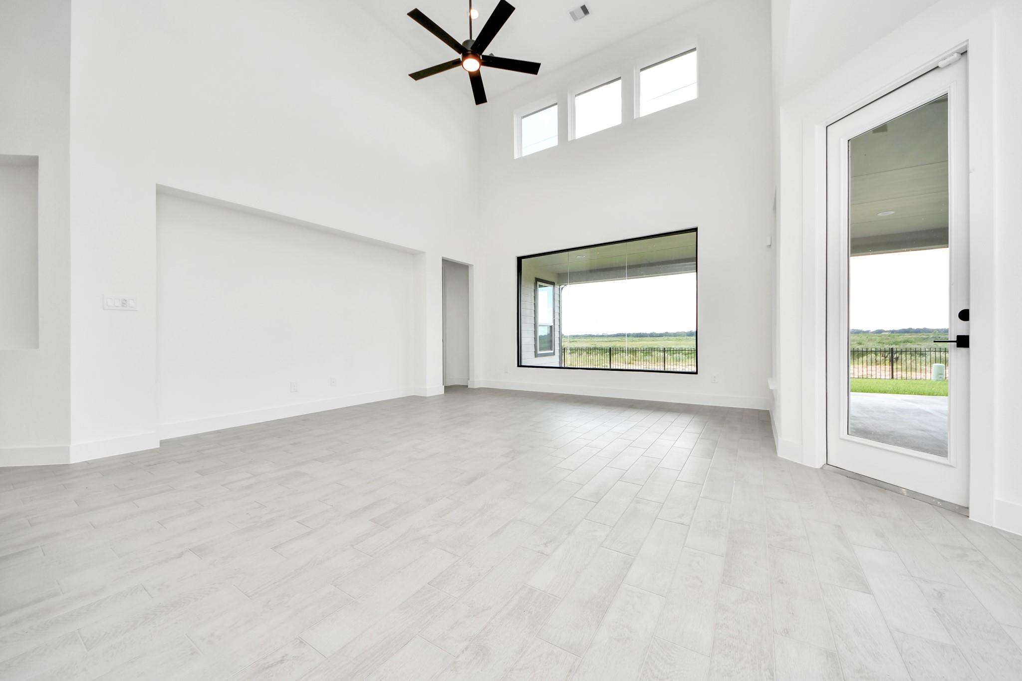 5902 Fox Peak Lane
