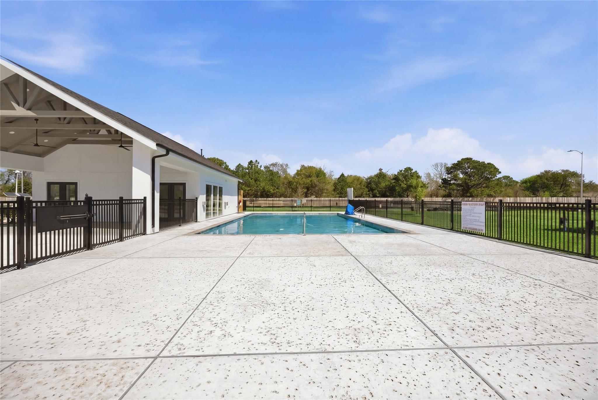 7609 Inwood Hills Lane
