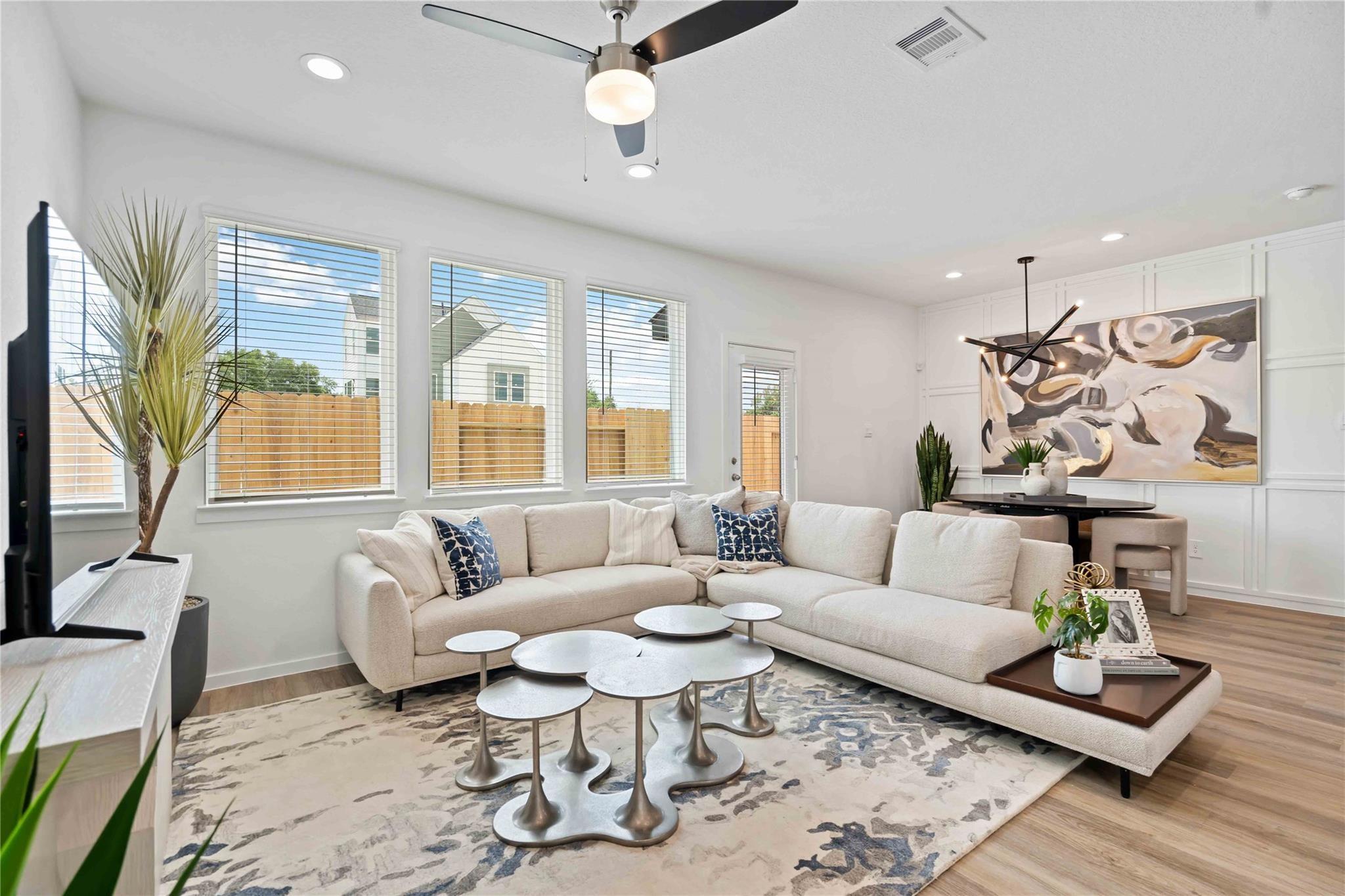 7609 Inwood Hills Lane