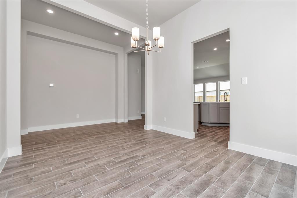 11819 Maple Oak Drive