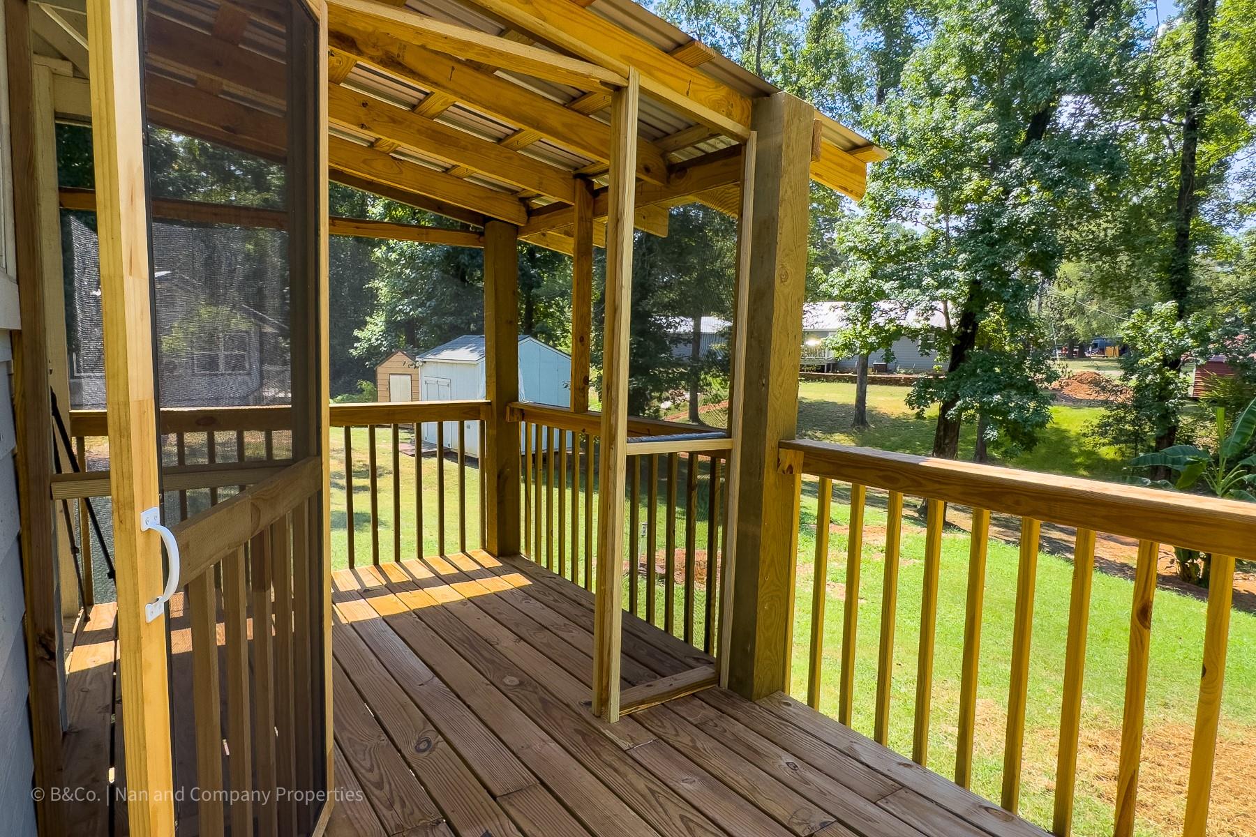 293 Commodore Drive