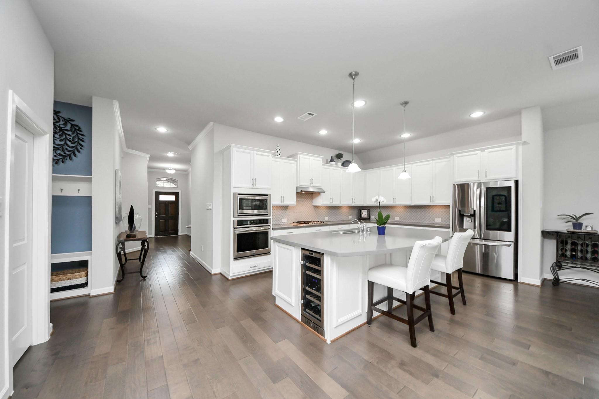 6703 Terania Circle