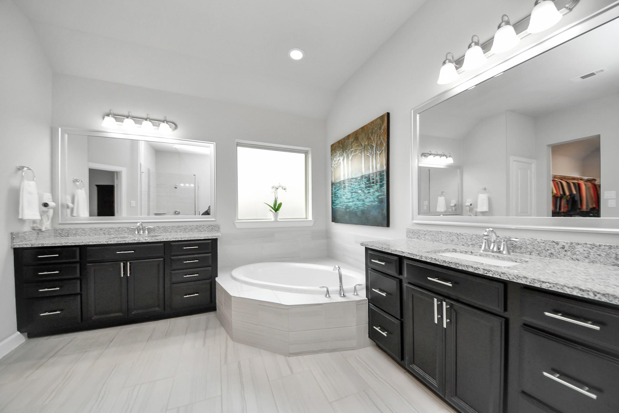 6703 Terania Circle