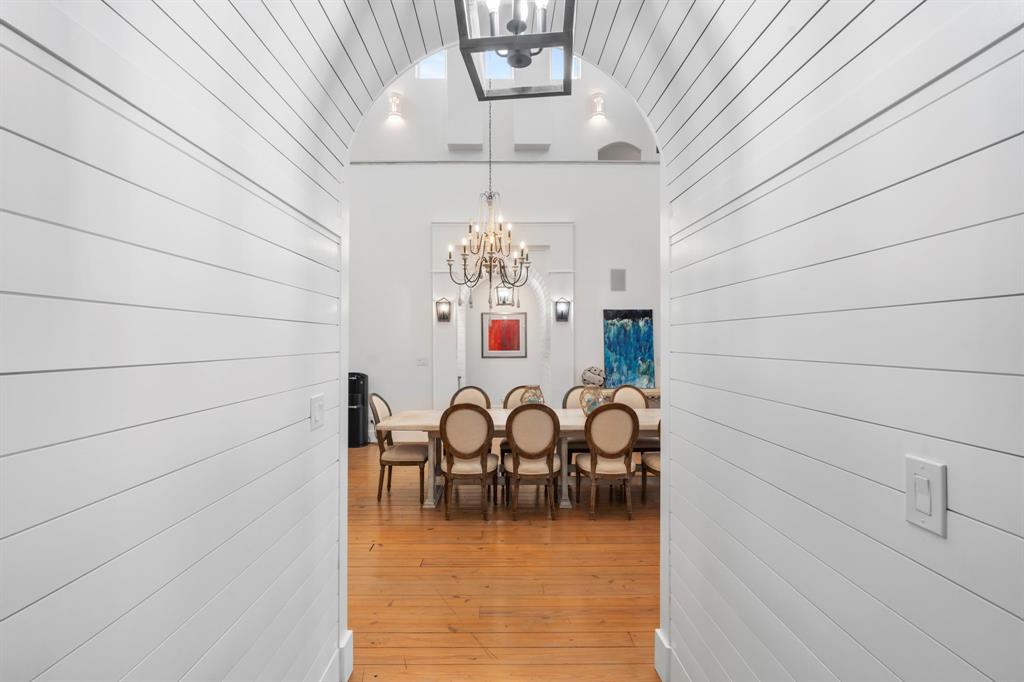 1026 Lillian Lane