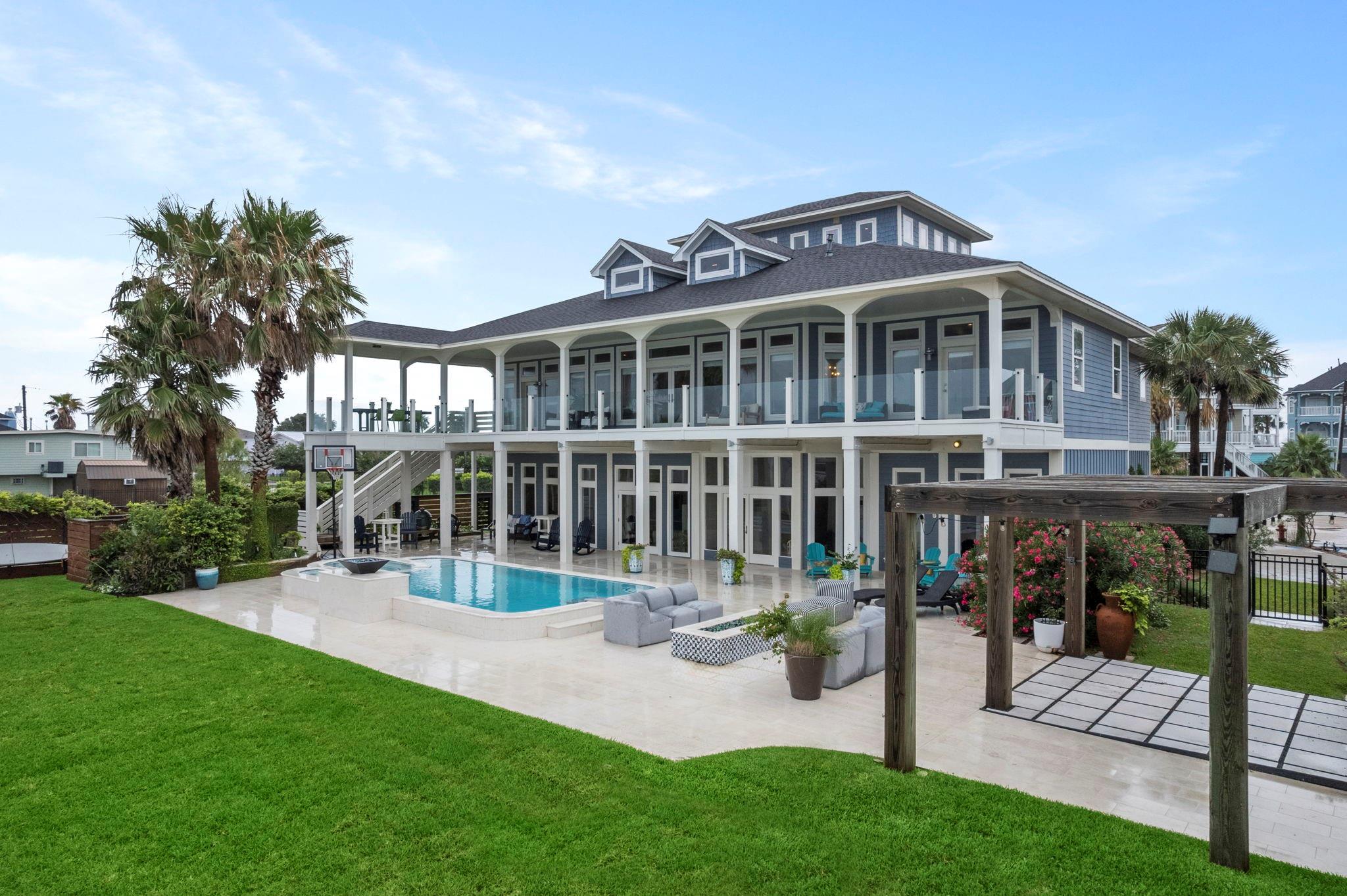 1026 Lillian Lane