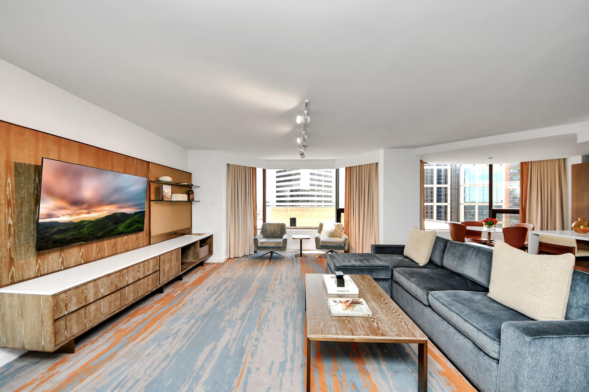 1300 Lamar Street # 2405