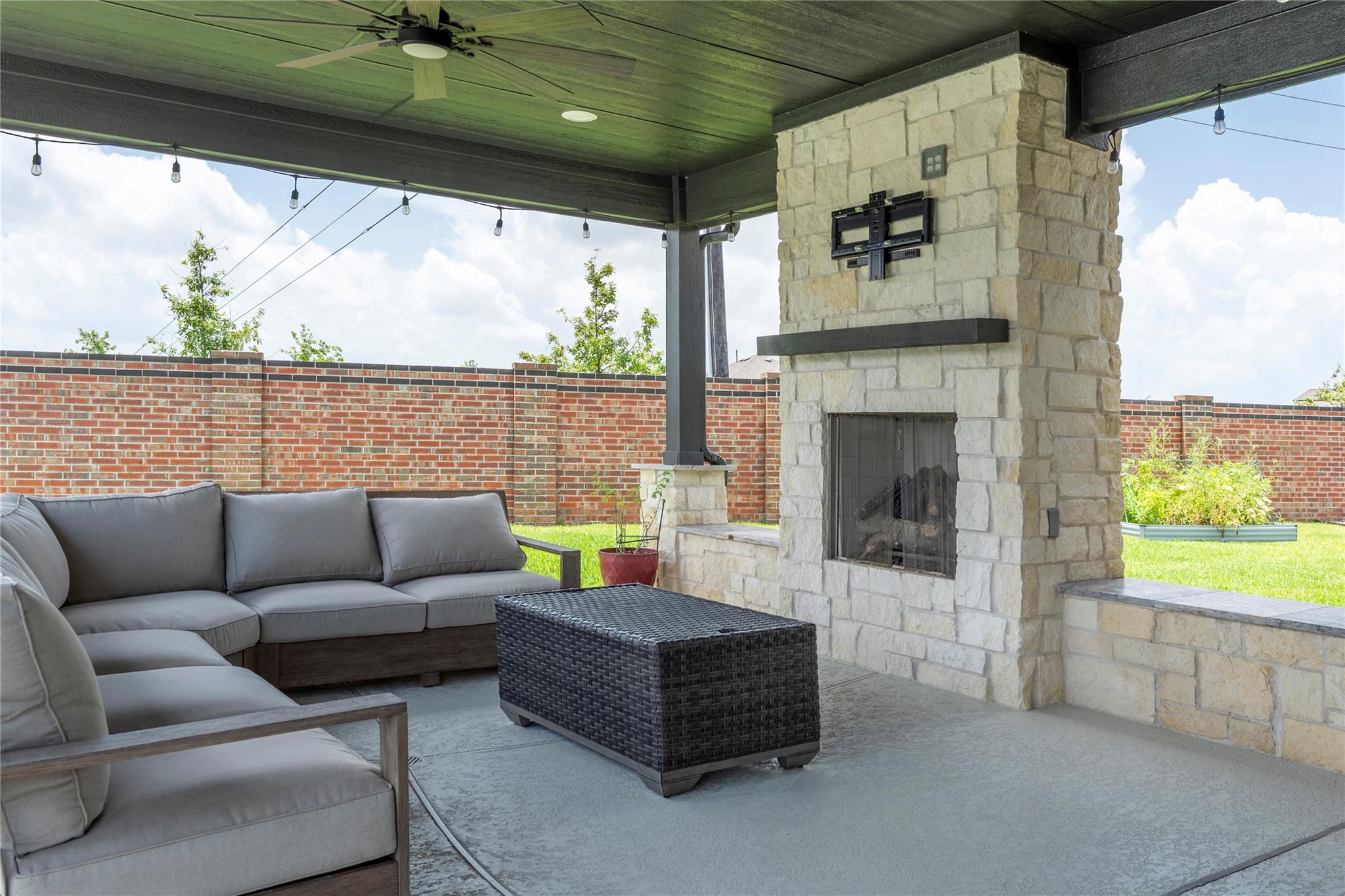 1208 Seaside Cove Lane