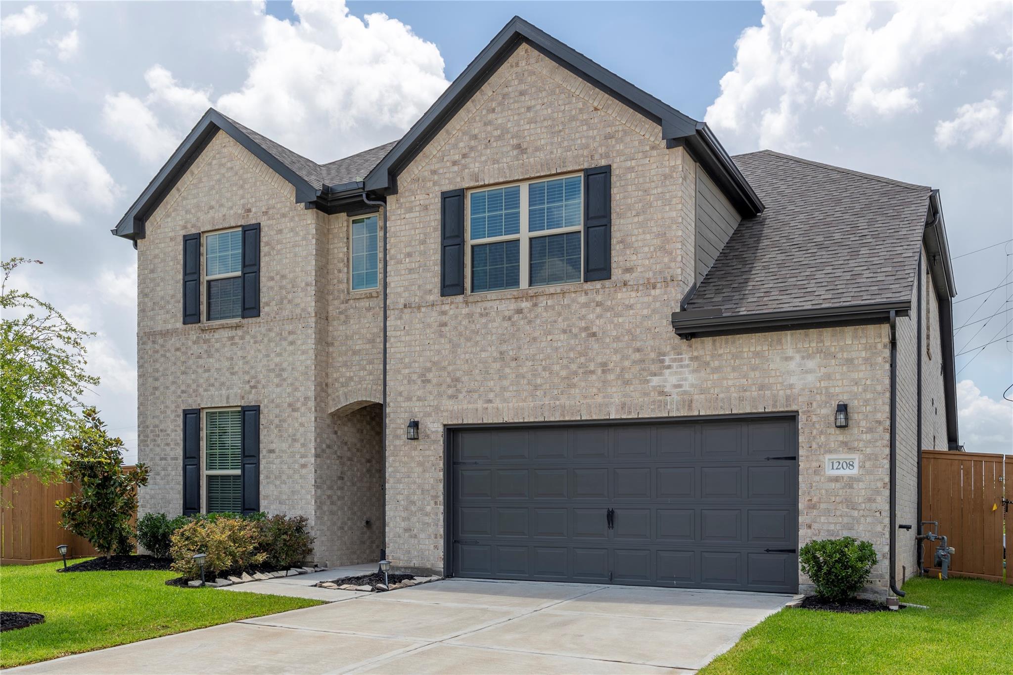 1208 Seaside Cove Lane
