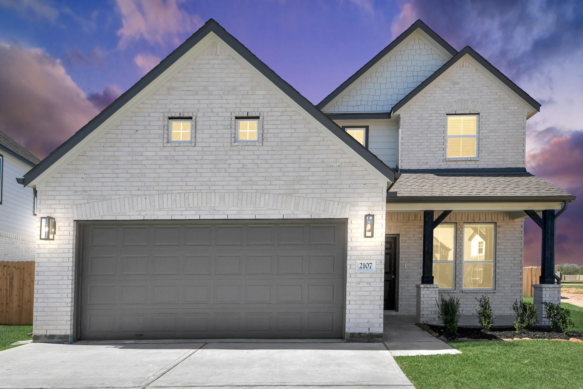 2107 Della Lakes Court