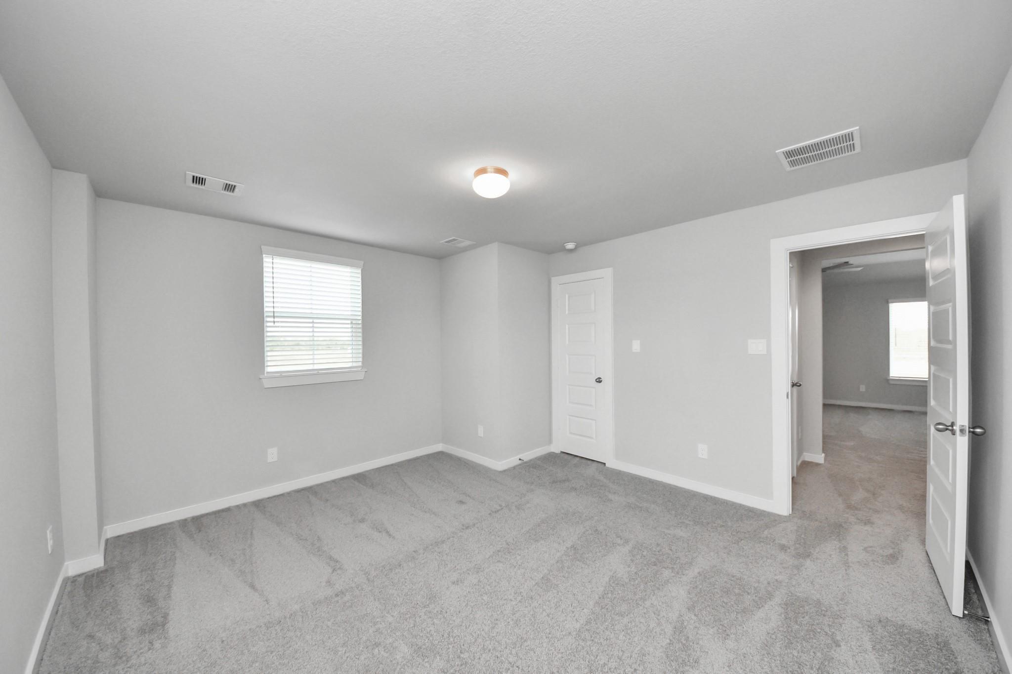 2107 Della Lakes Court