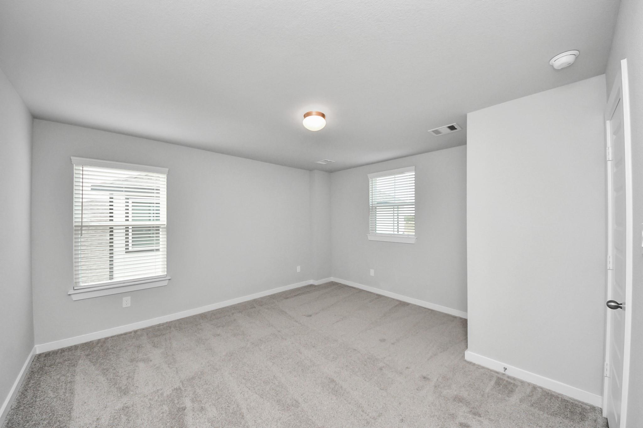 2107 Della Lakes Court