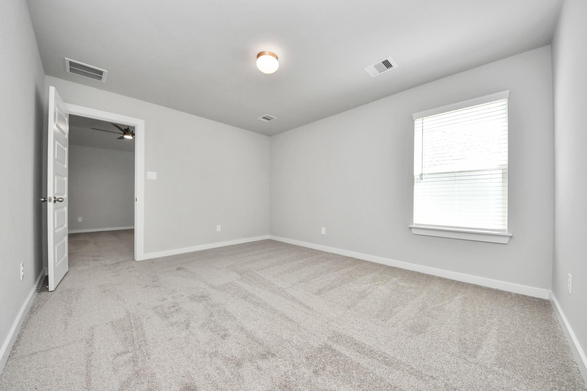 2107 Della Lakes Court