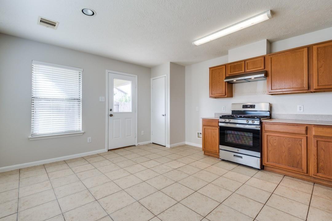 3054 Legends York Drive