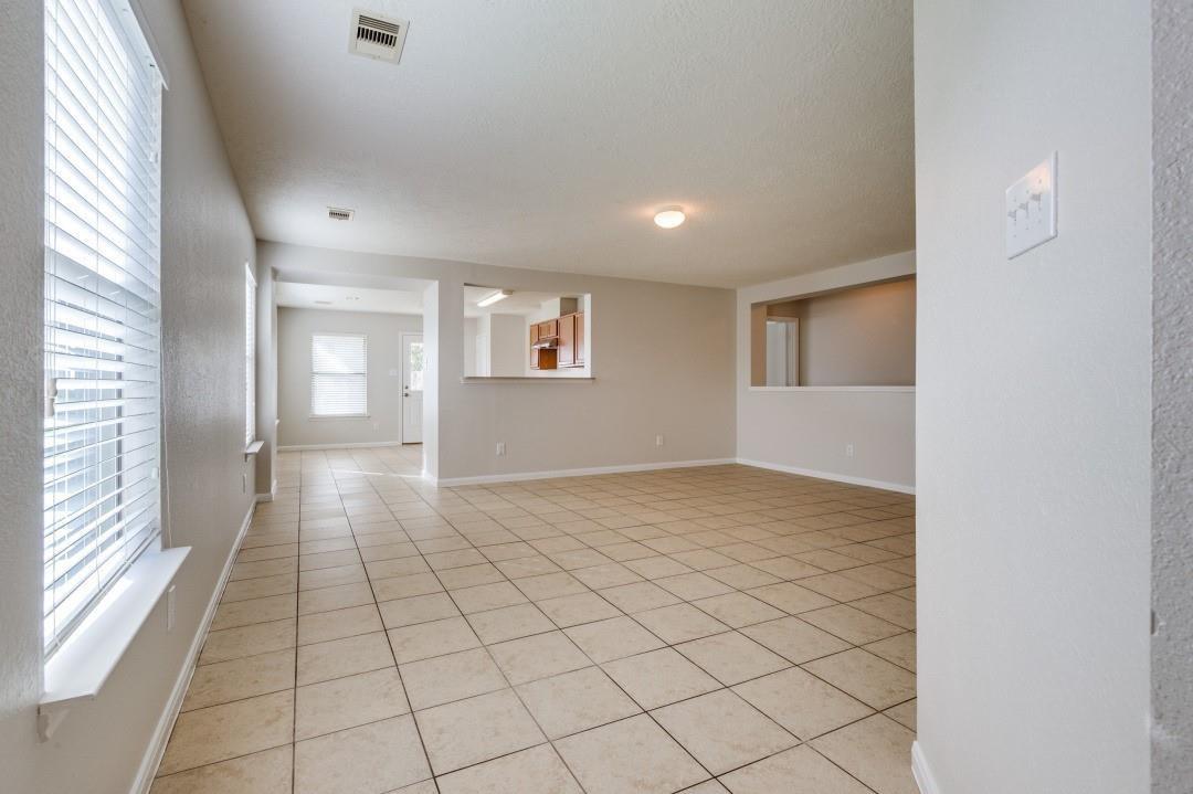 3054 Legends York Drive