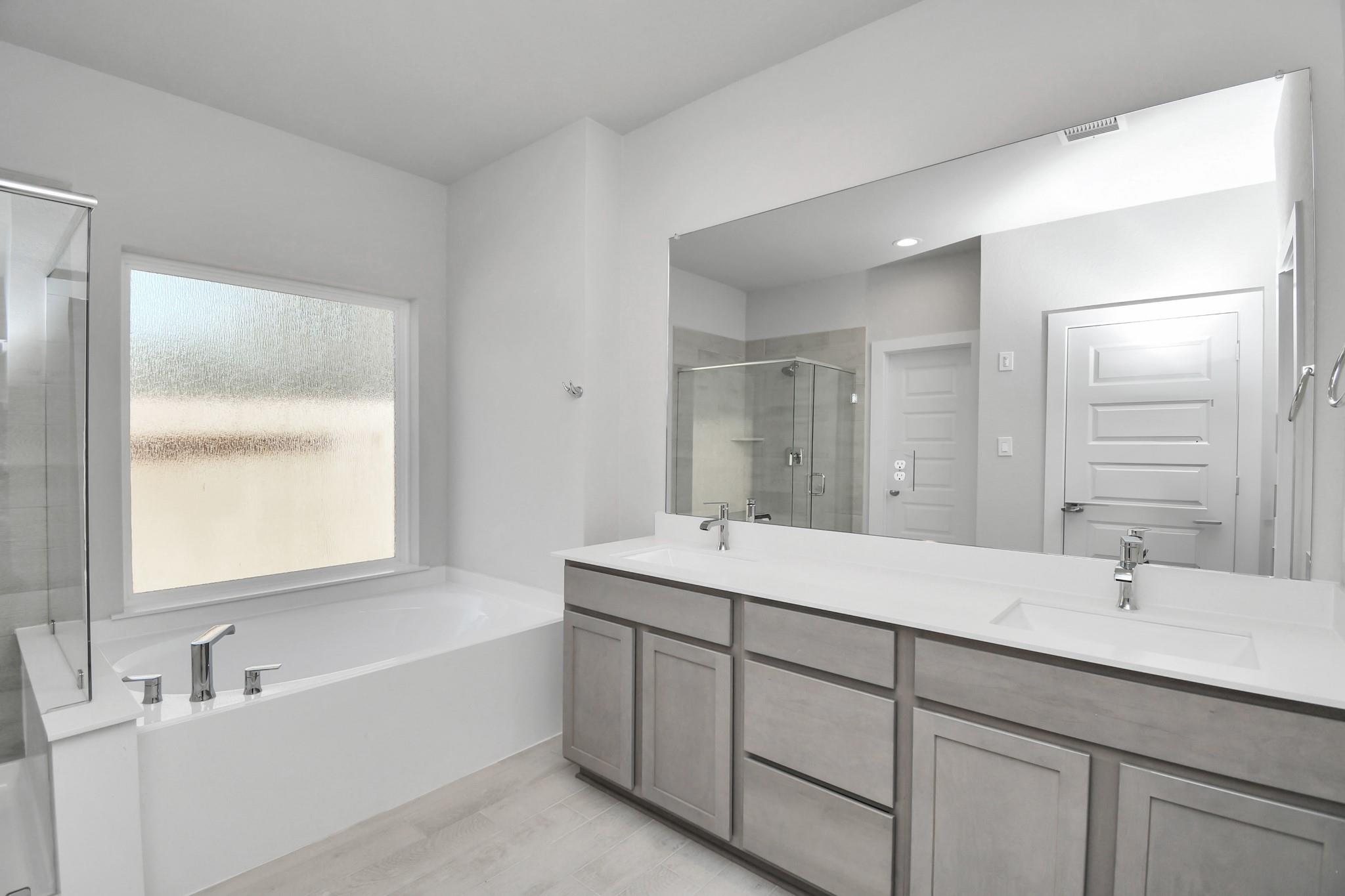 14903 Royal Leaf Drive