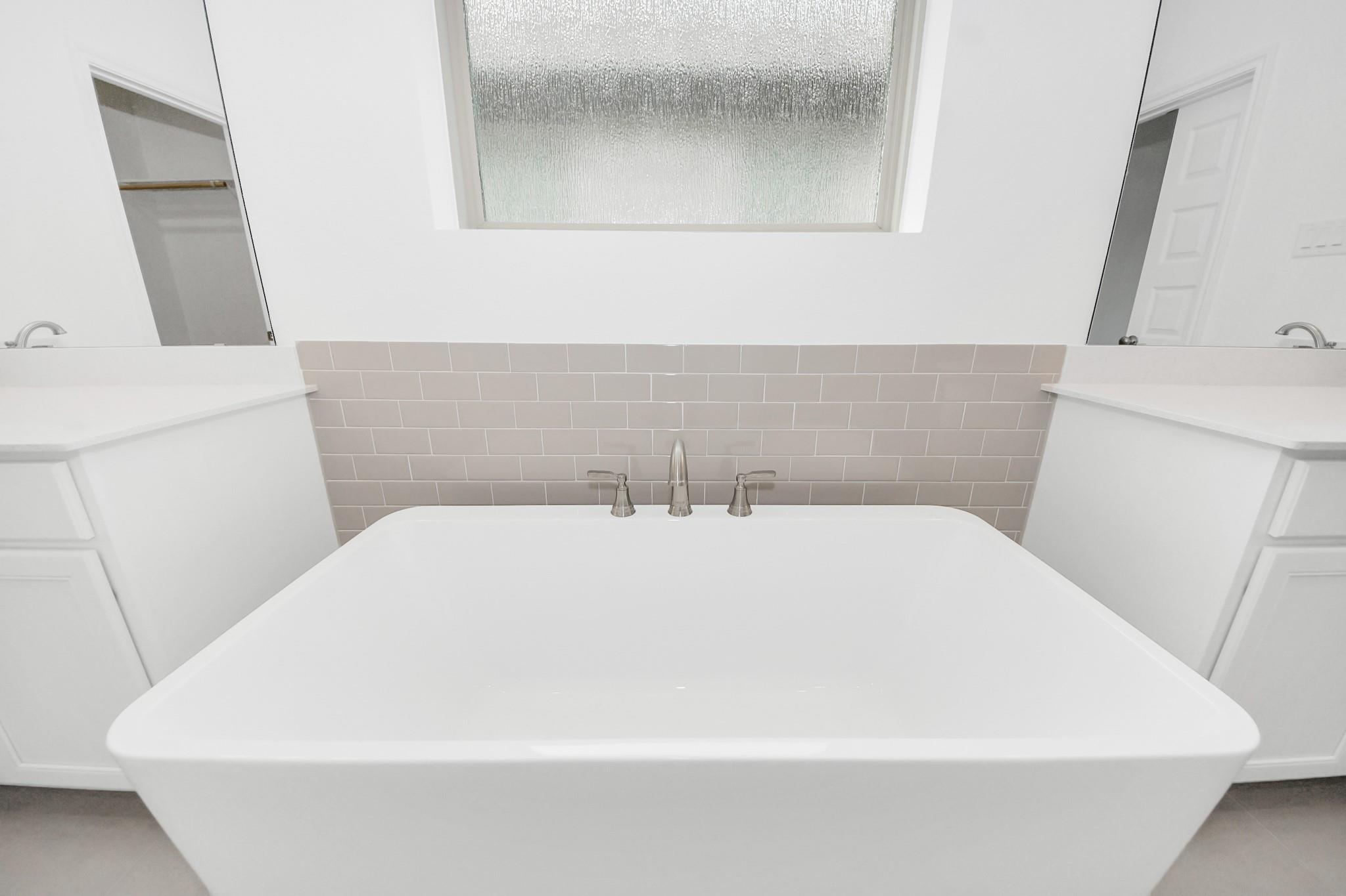 7706 Daisy Knoll Drive