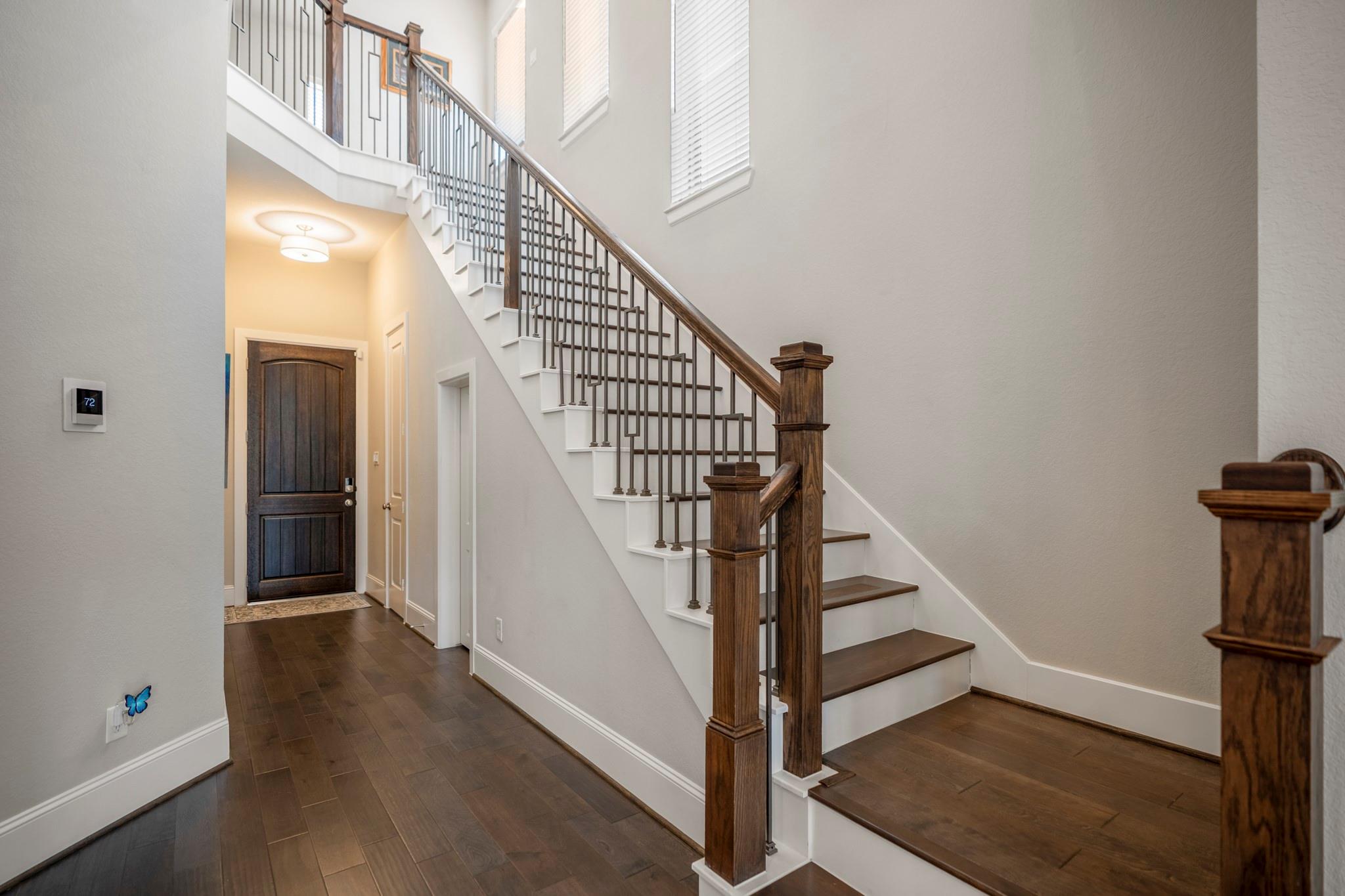 1412 Arkley Way