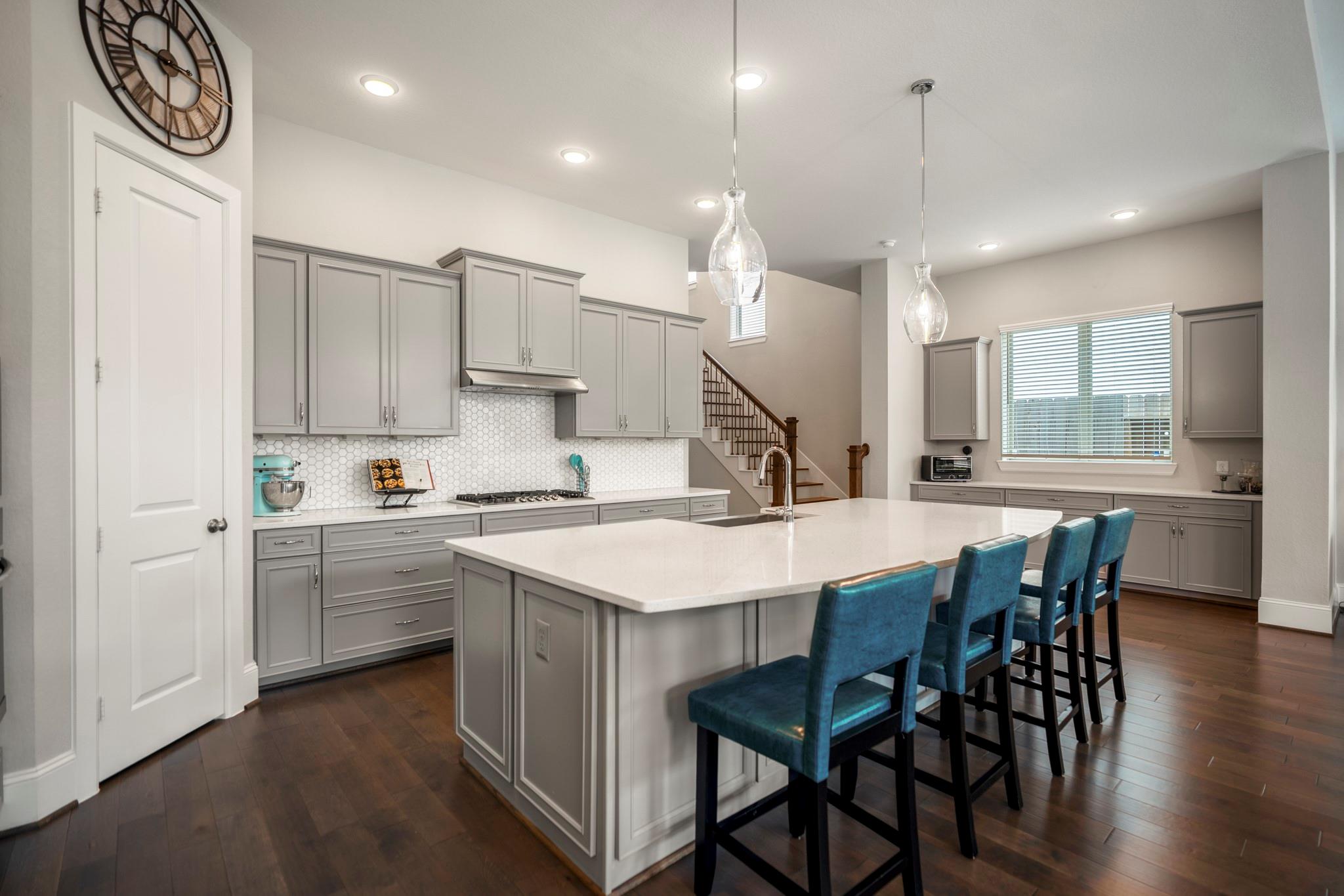 1412 Arkley Way