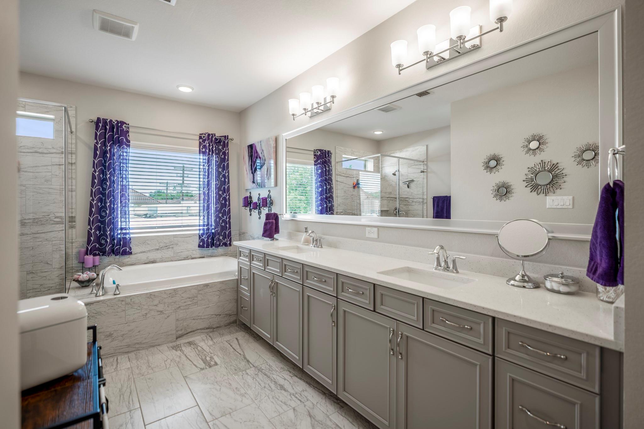 1412 Arkley Way
