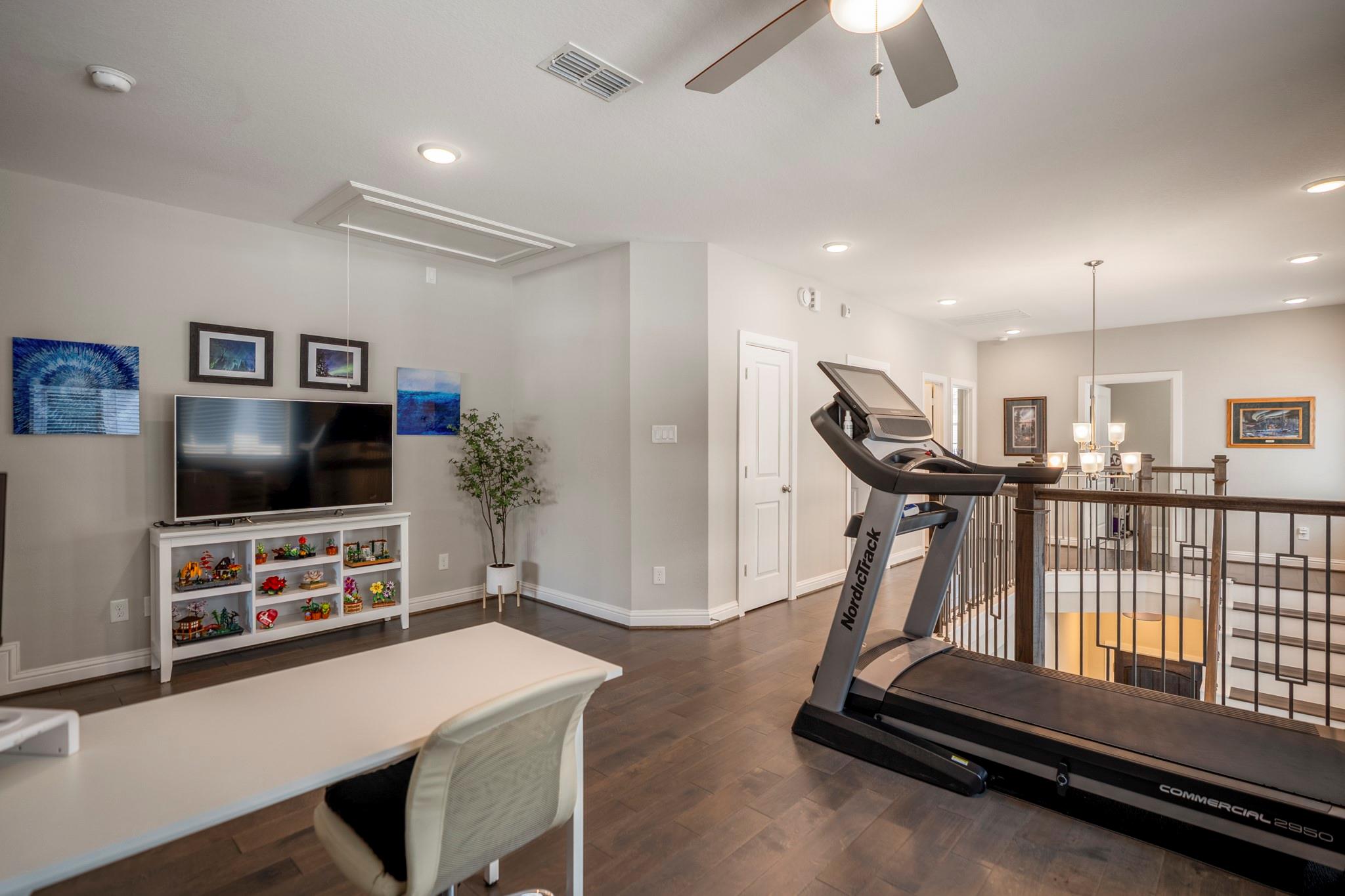 1412 Arkley Way