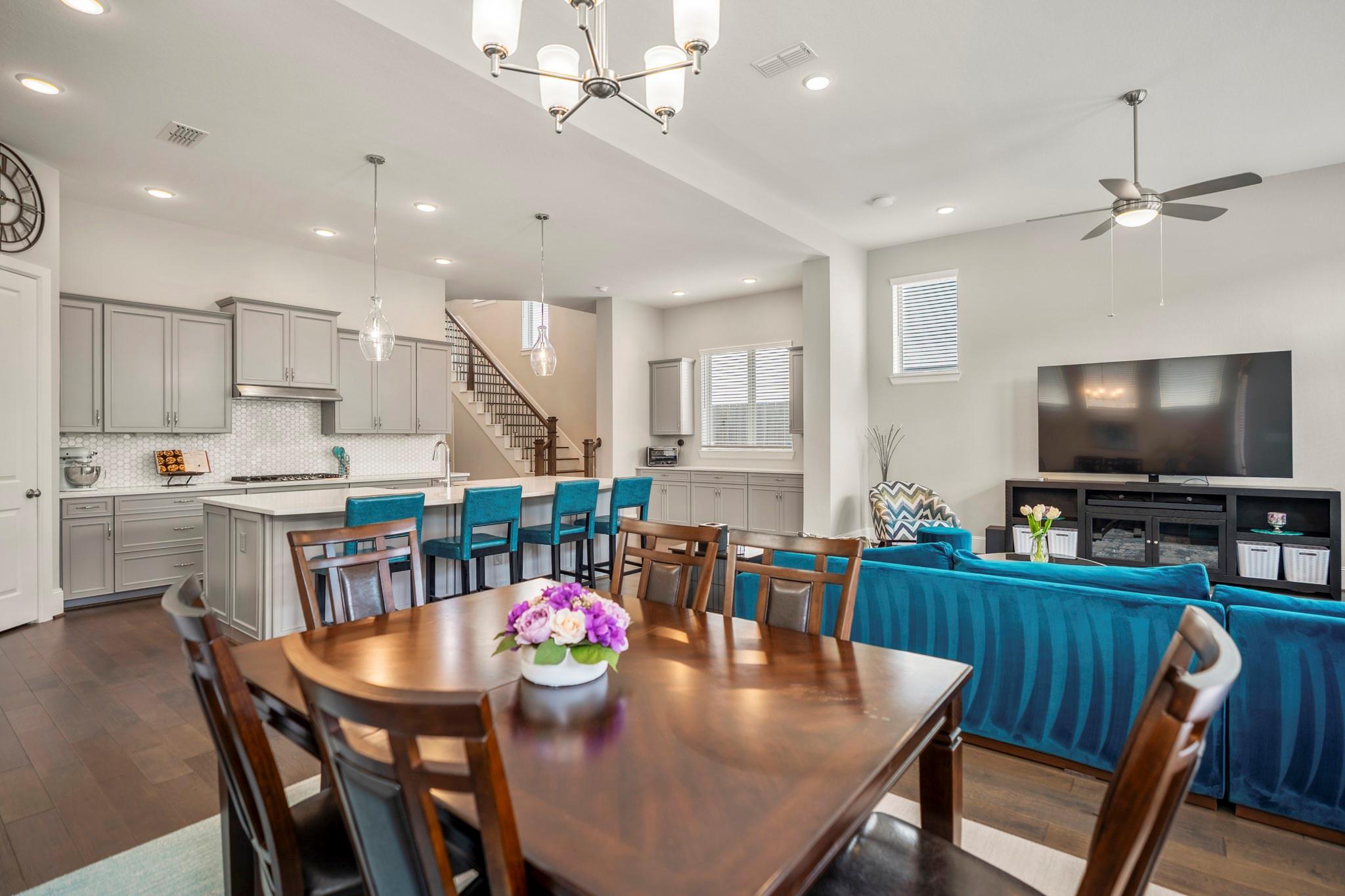 1412 Arkley Way