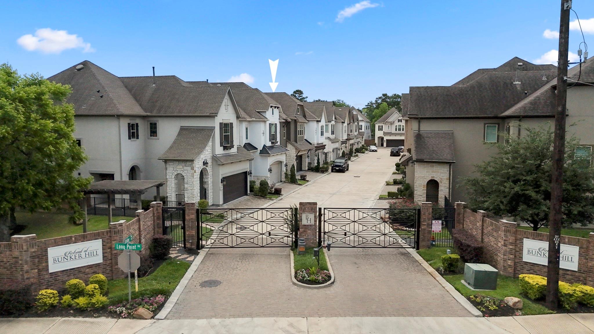 1412 Arkley Way