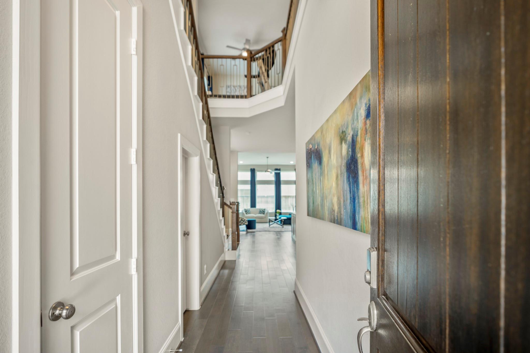 1412 Arkley Way