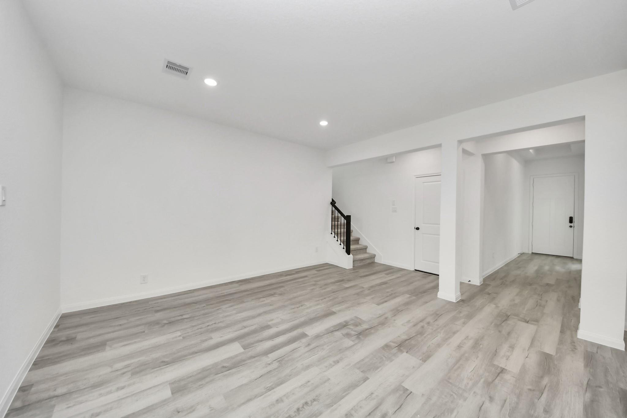 7727 Clover Gully Lane