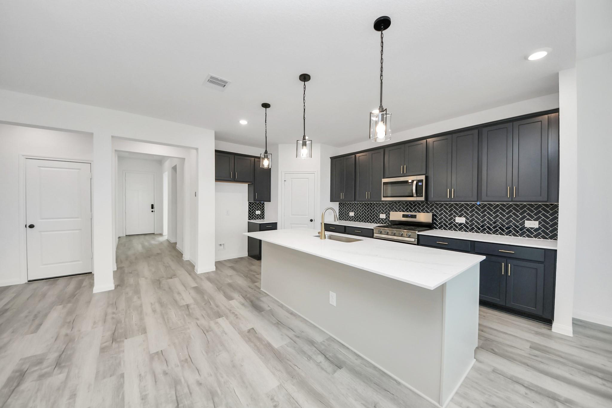 7727 Clover Gully Lane