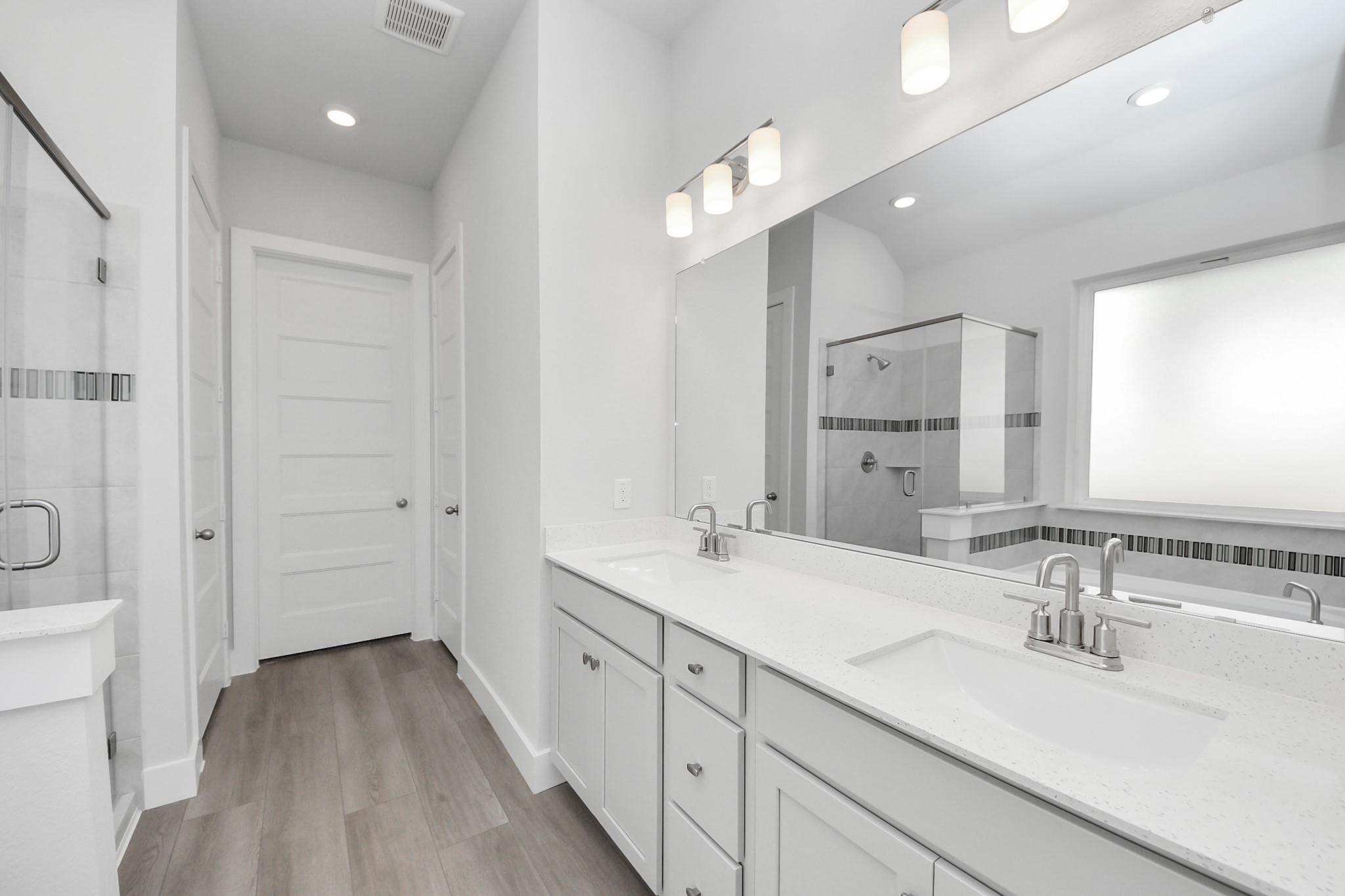 5615 Birchwood Glen Drive