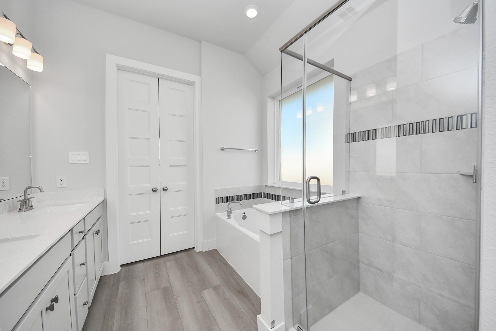 5615 Birchwood Glen Drive