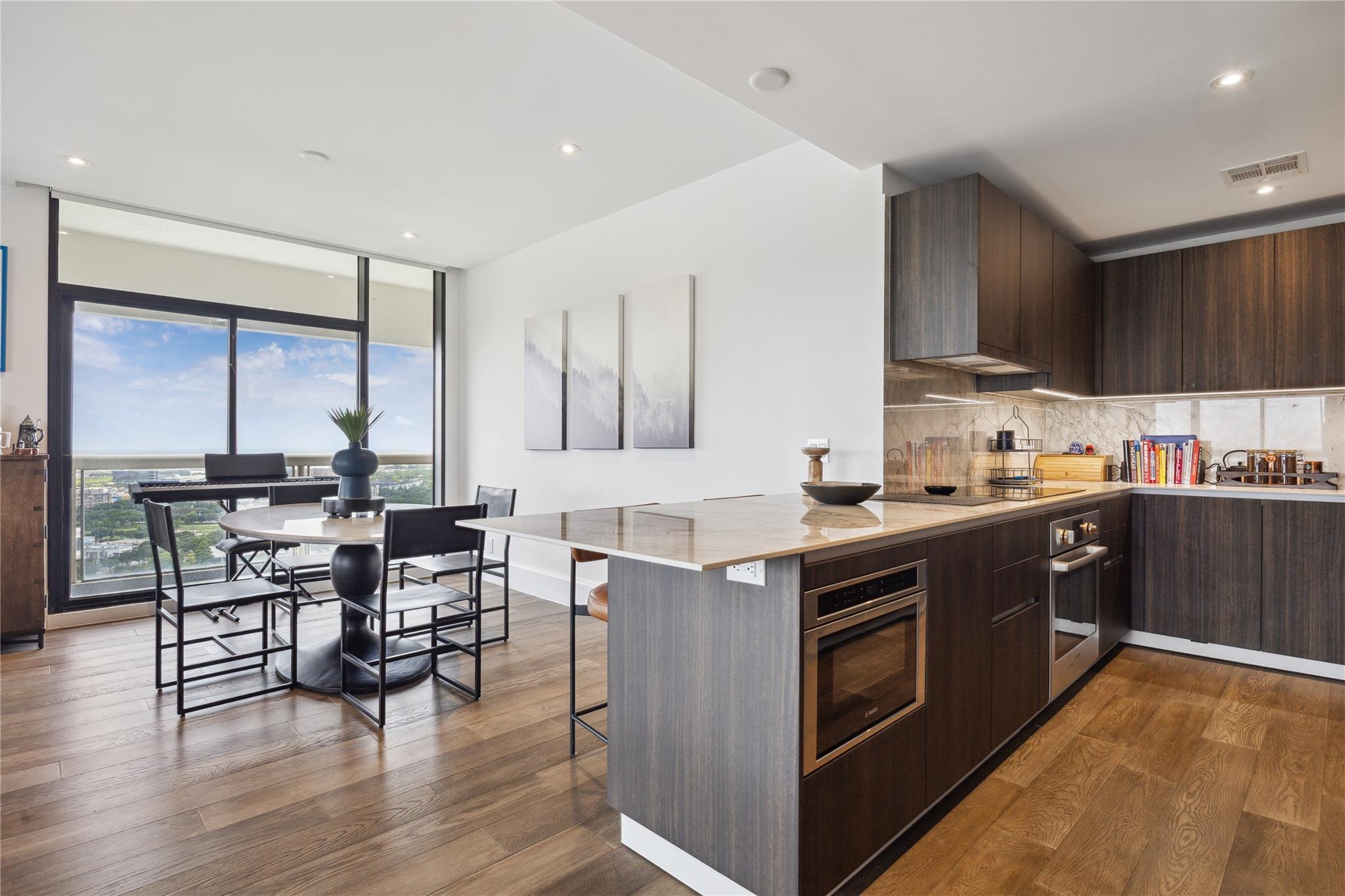 1701 Hermann Drive # 23B