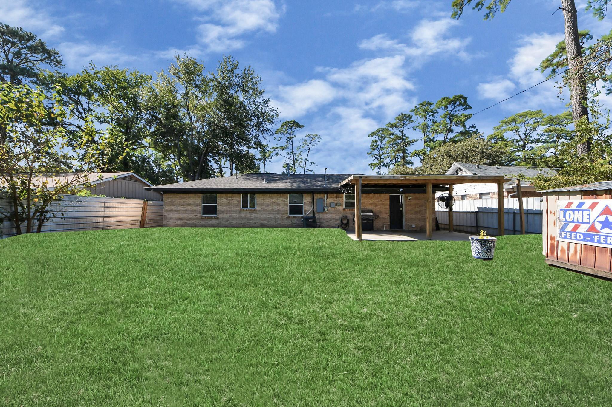 10526 Hollyglen Drive