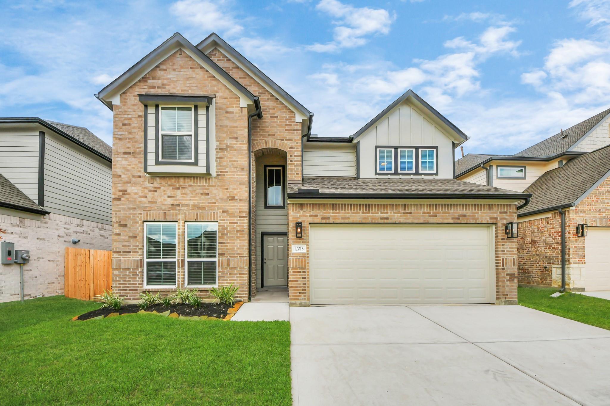 12015 Maple Oak Drive