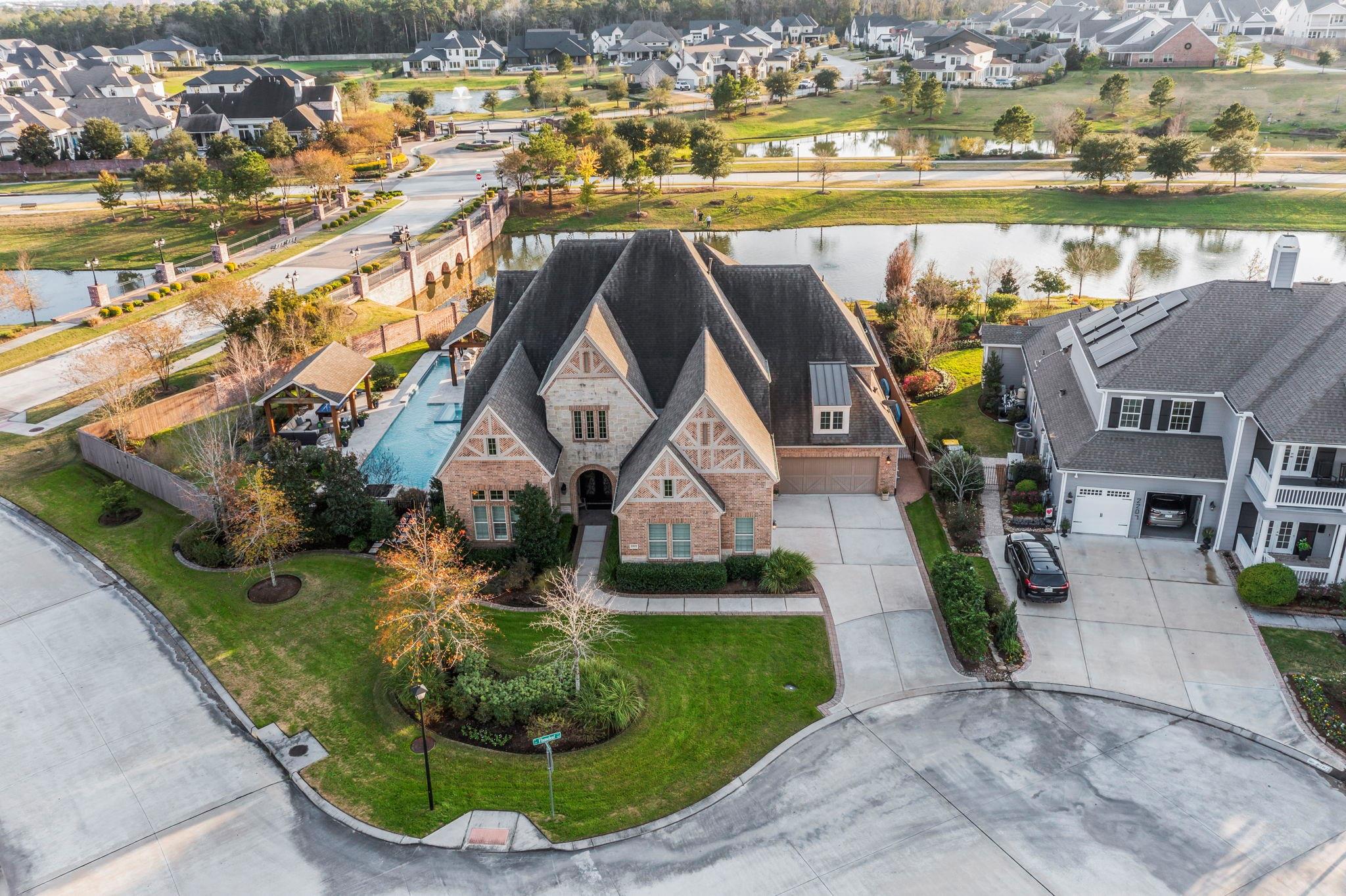 2203 Flameleaf Court