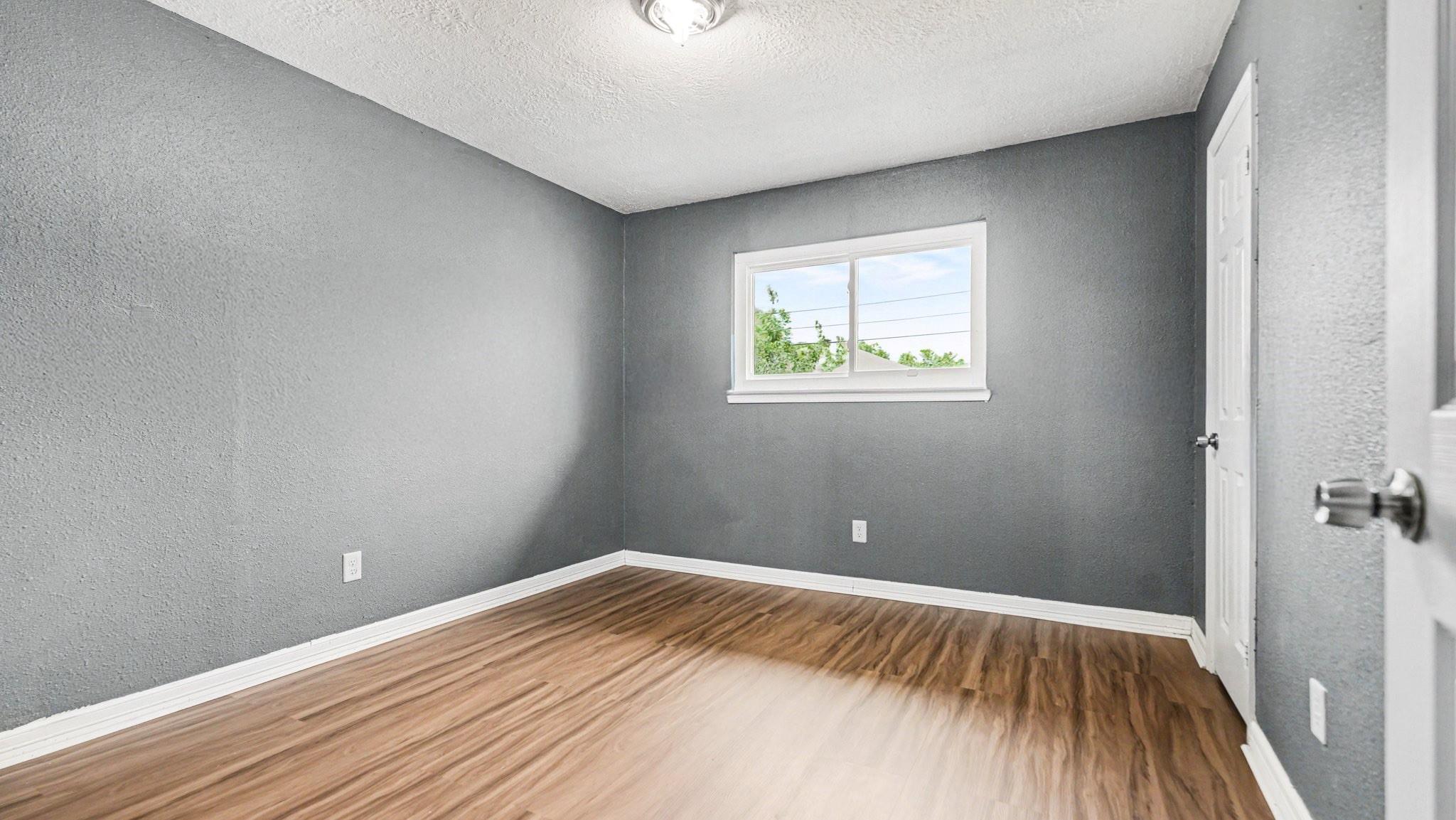 5318 Hemlock Drive