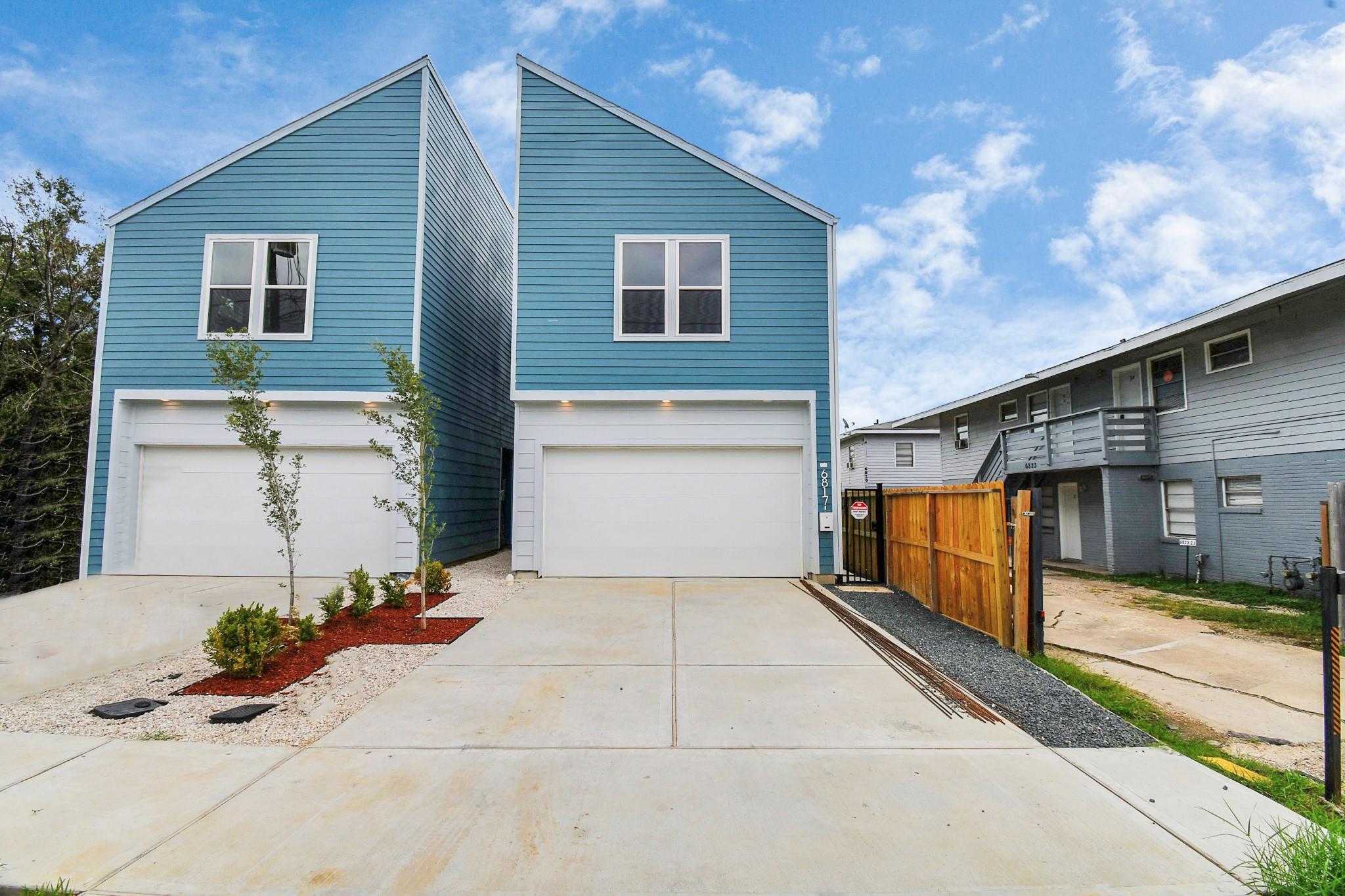 6817 Peerless Street