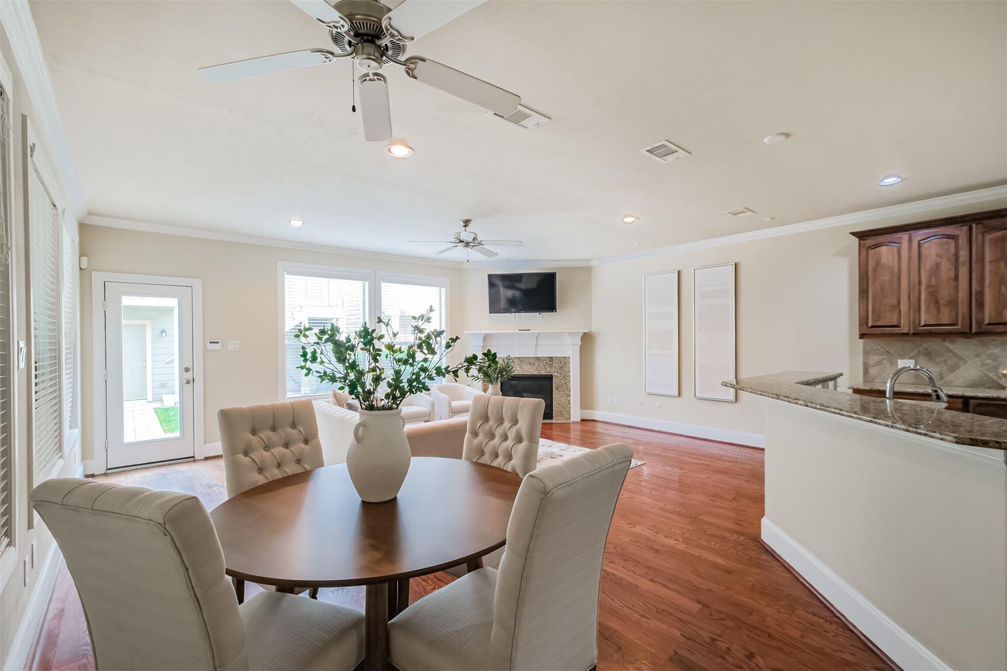 231 W 26th Street