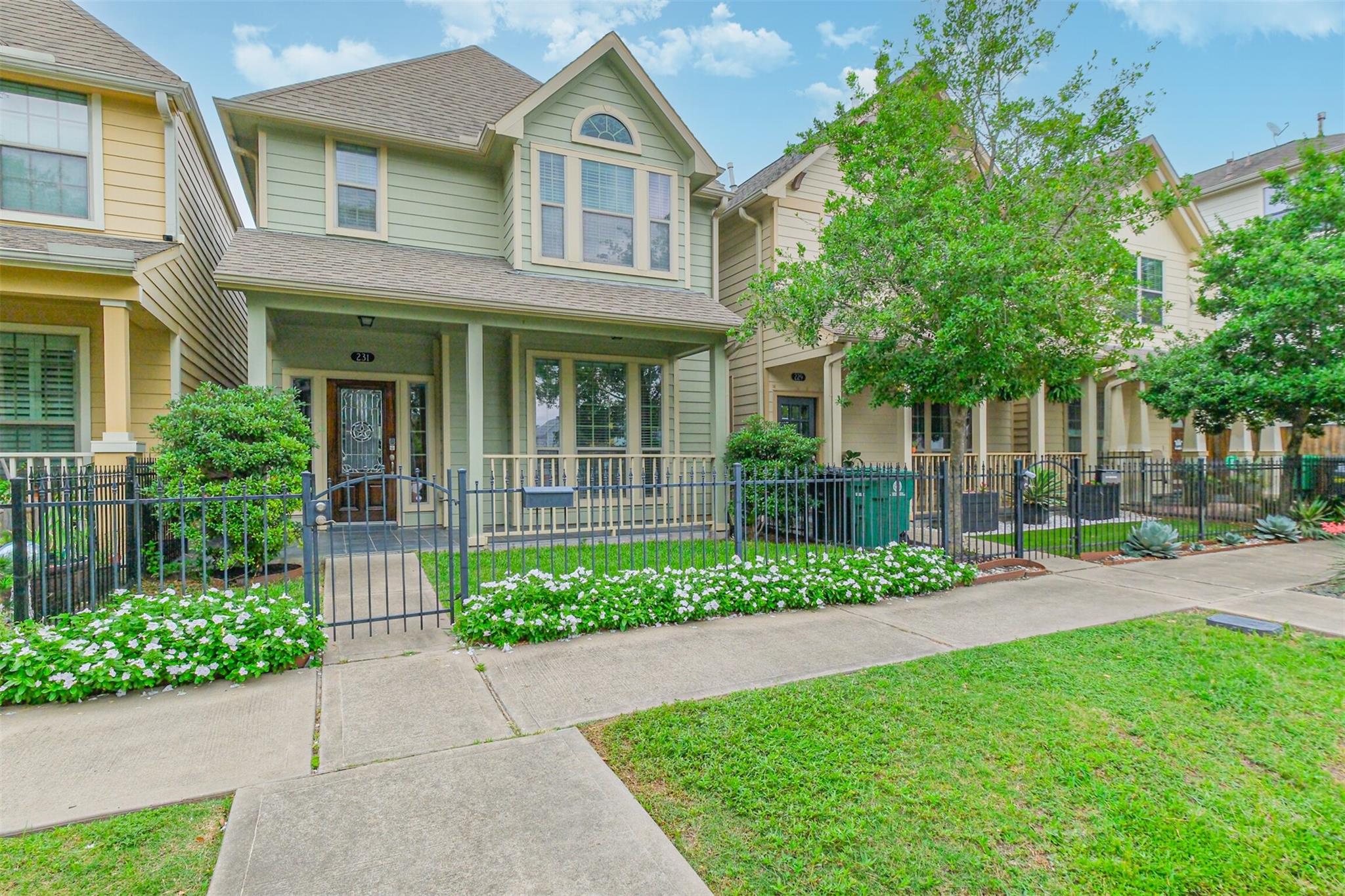 231 W 26th Street