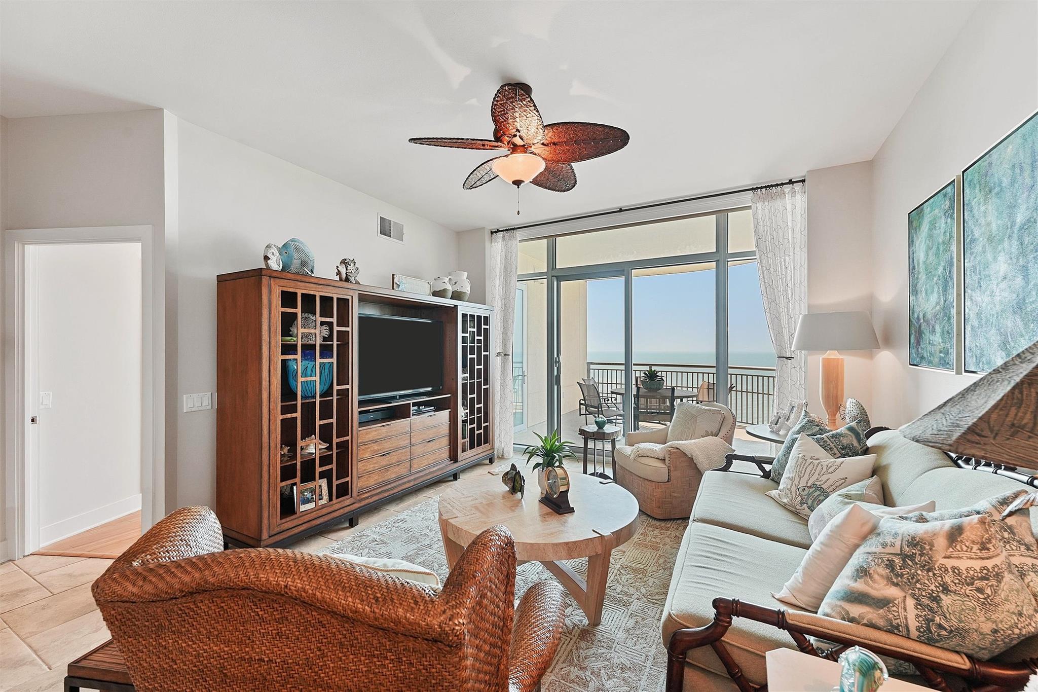 801 E Beach Drive Unit: TW2008