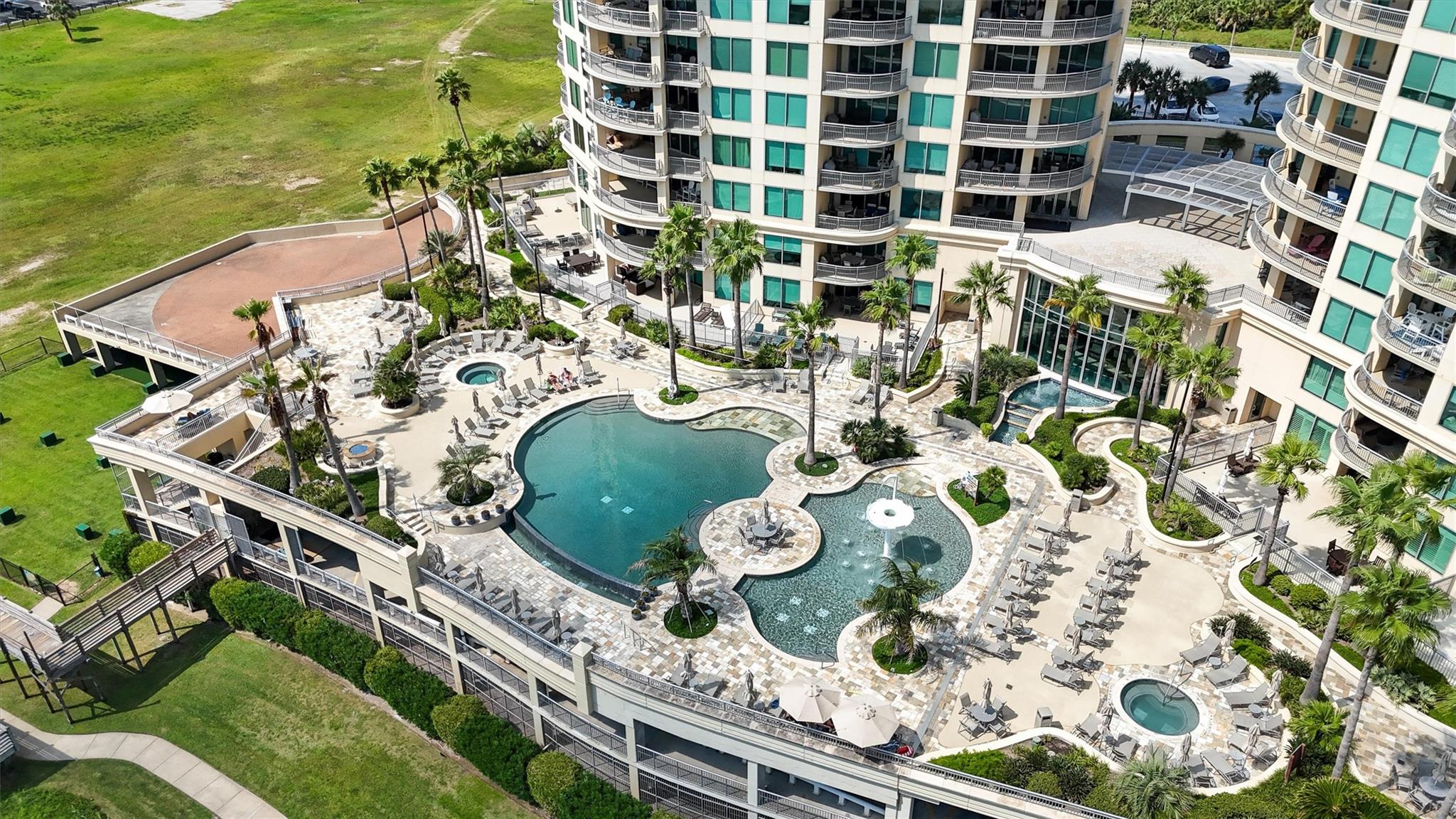 801 E Beach Drive Unit: TW2008